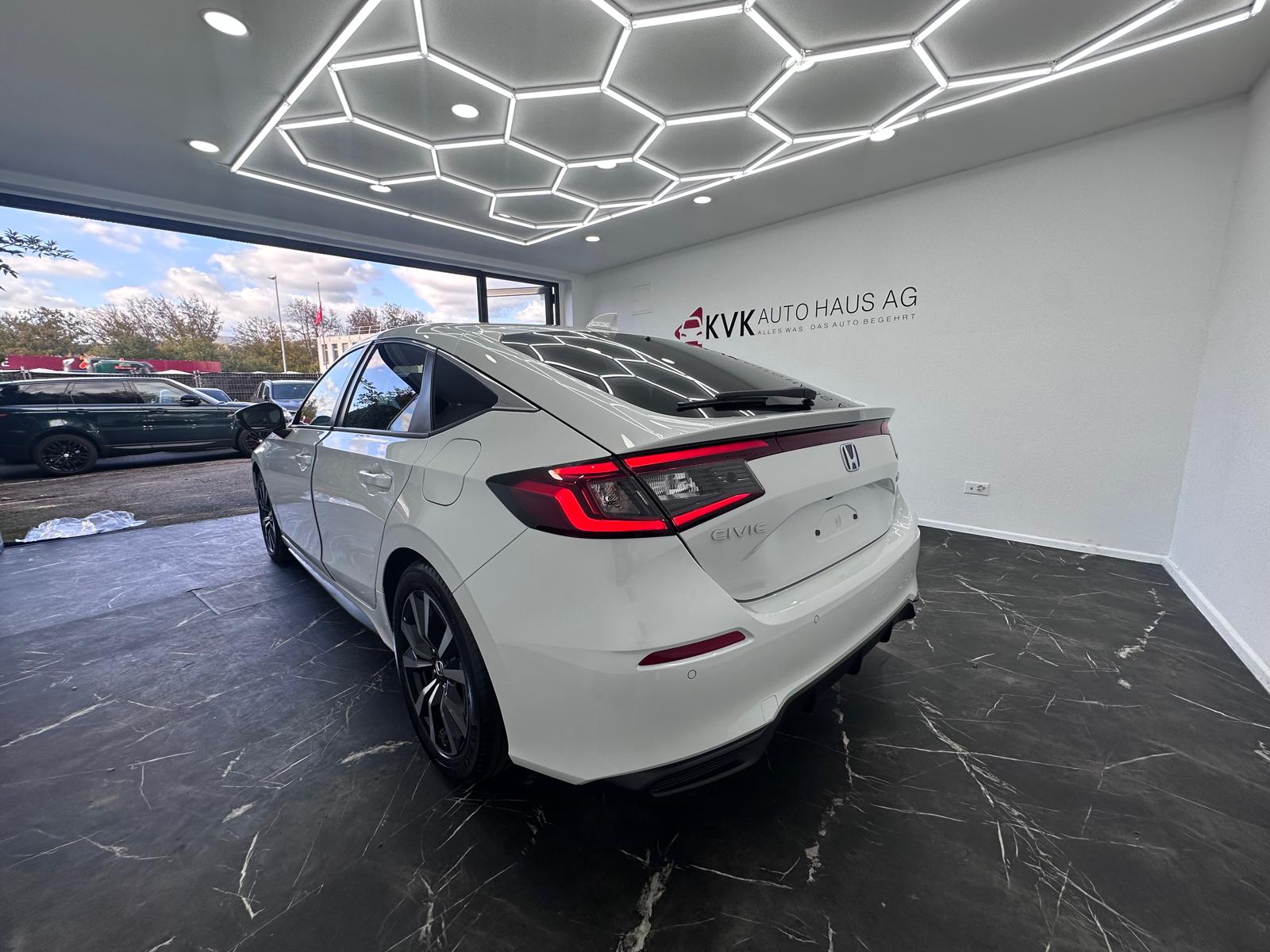 HONDA Civic 2.0 i-MMD HEV Elegance | Tageszulassung | CH-Fahrzeug | 8 Jahre Werksgarantie |-image-8