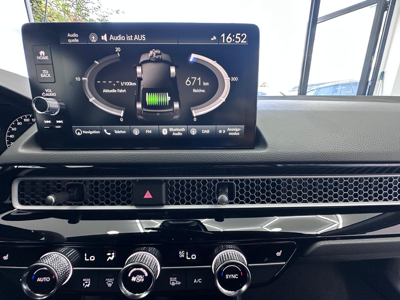 HONDA Civic 2.0 i-MMD HEV Elegance | Tageszulassung | CH-Fahrzeug | 8 Jahre Werksgarantie |-image-14