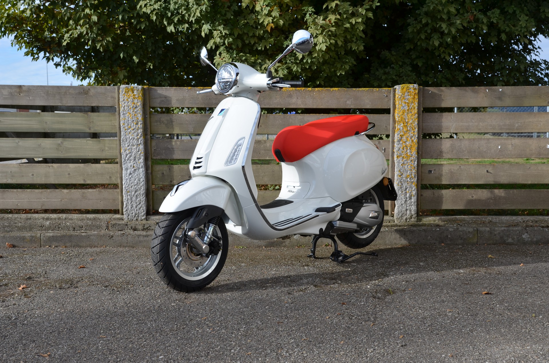 PIAGGIO Vespa 125 Primavera Euro 5+-image-1