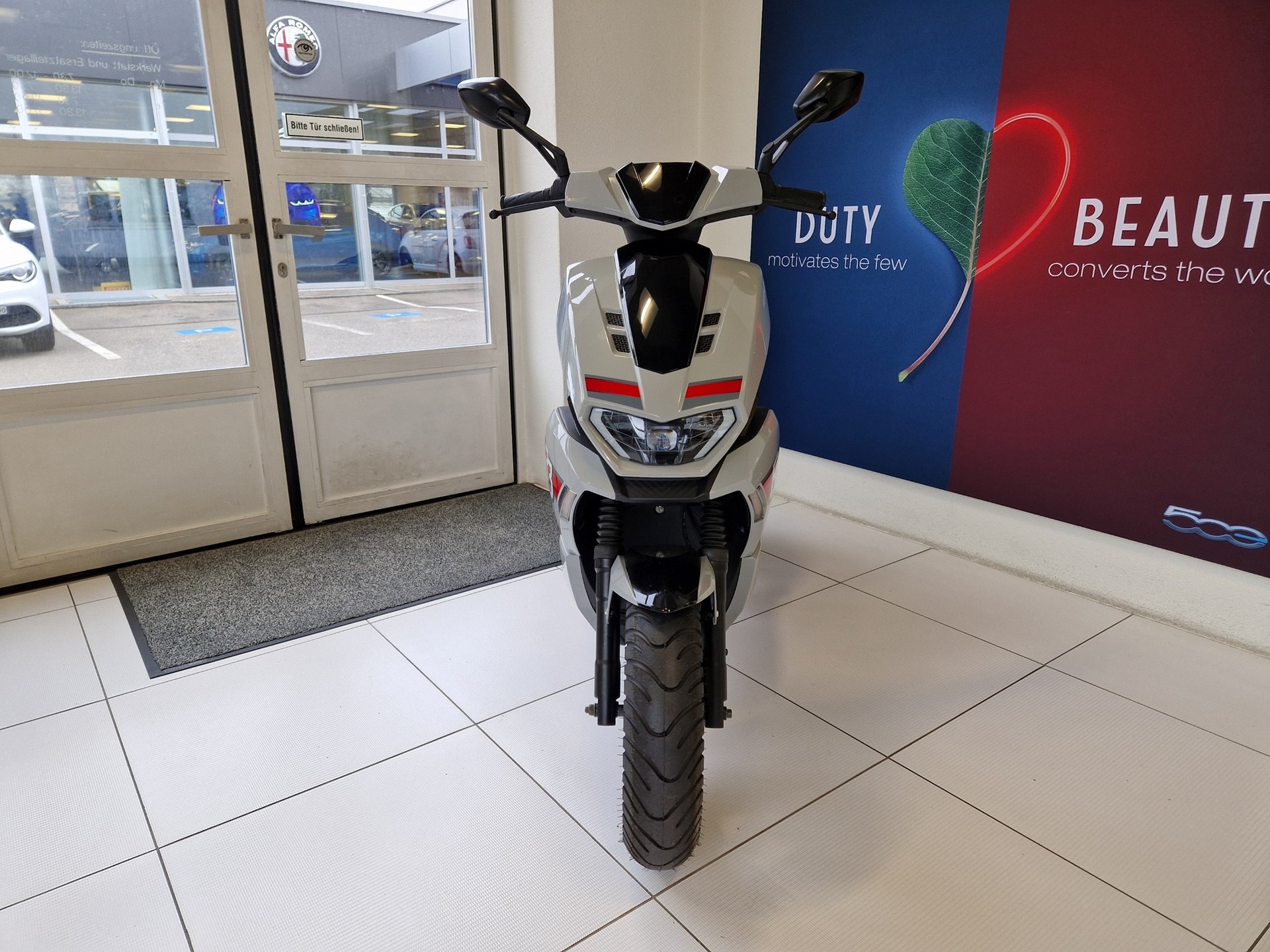 UGBEST UGB-R3 - Elektroroller - 45km/h-image-1