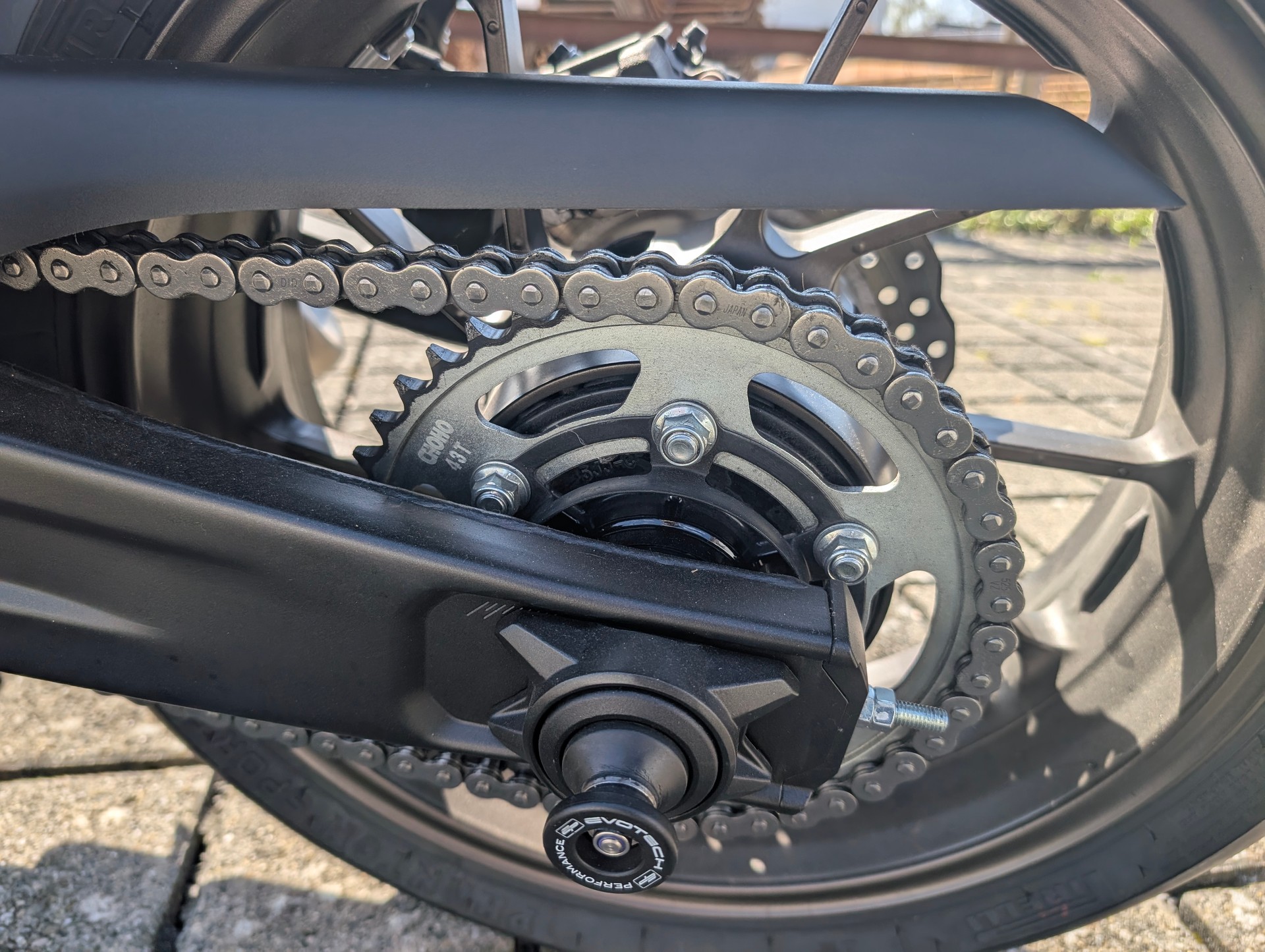 YAMAHA XSR 700 Black Edition-image-3