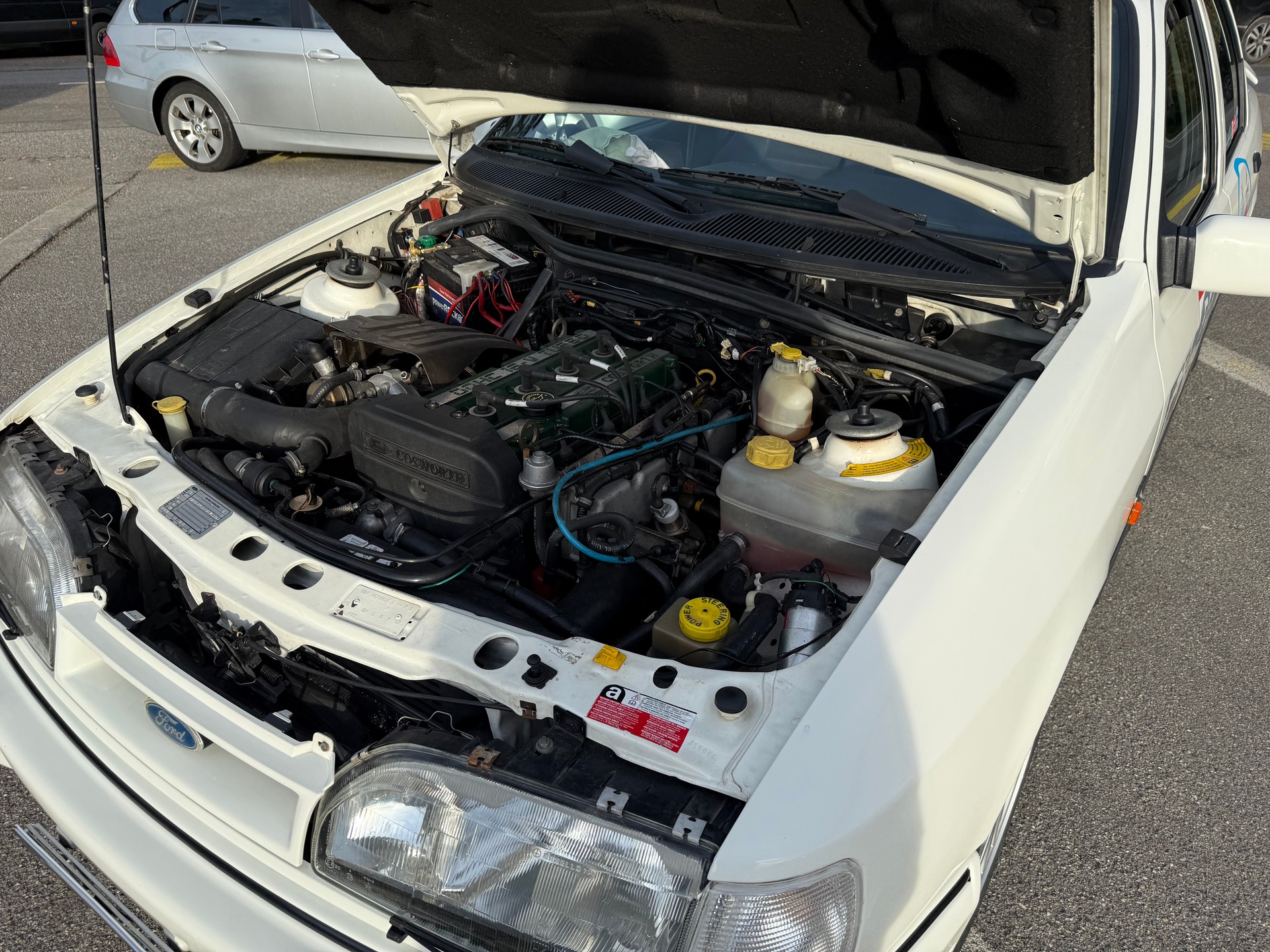 FORD Sierra 2.0i Cosworth 4x4-image-12