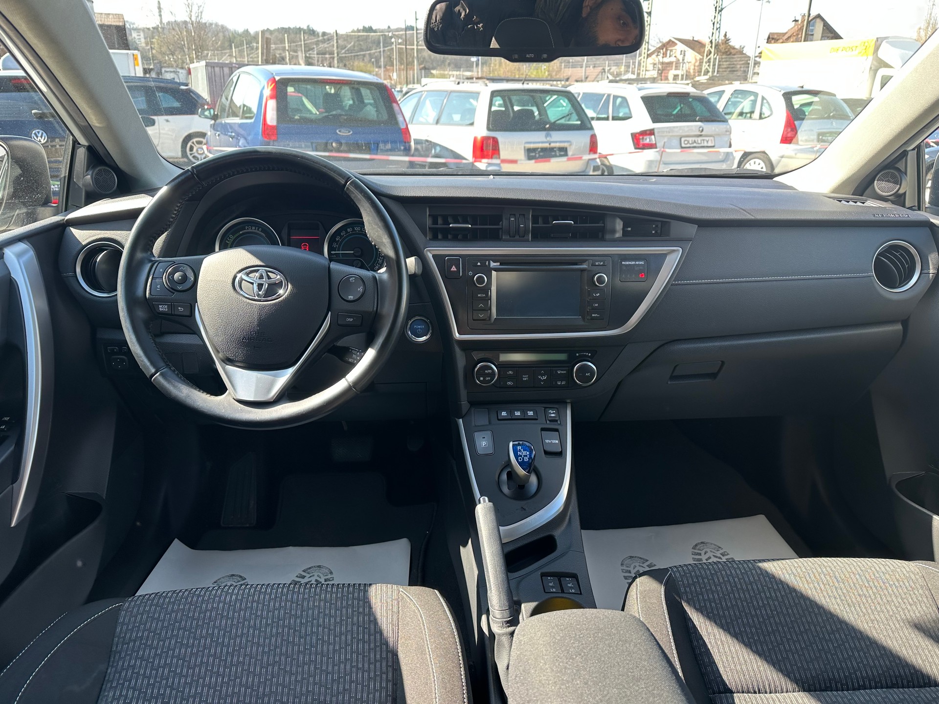 TOYOTA Auris Touring Sports 1.8 16V HSD Linea Trend-image-12