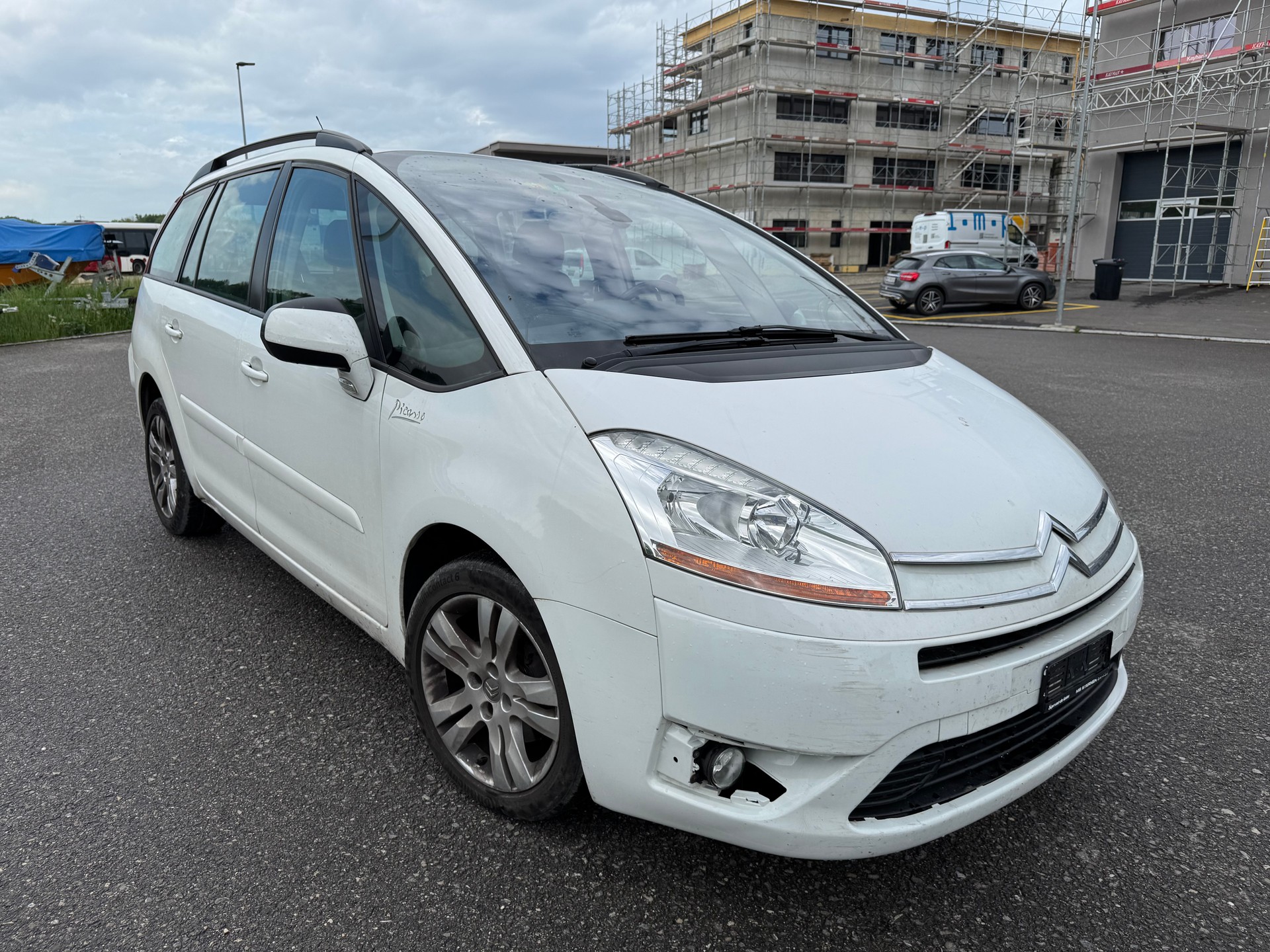 CITROEN C4 Grand Picasso 2.0i 16V Exclusive-image-2