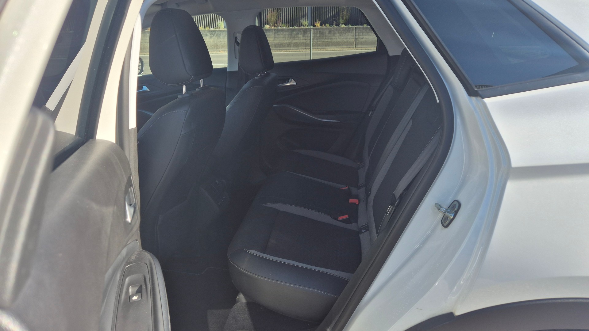 OPEL Grandland X 1.6CDTi Excellence Automatik-image-8