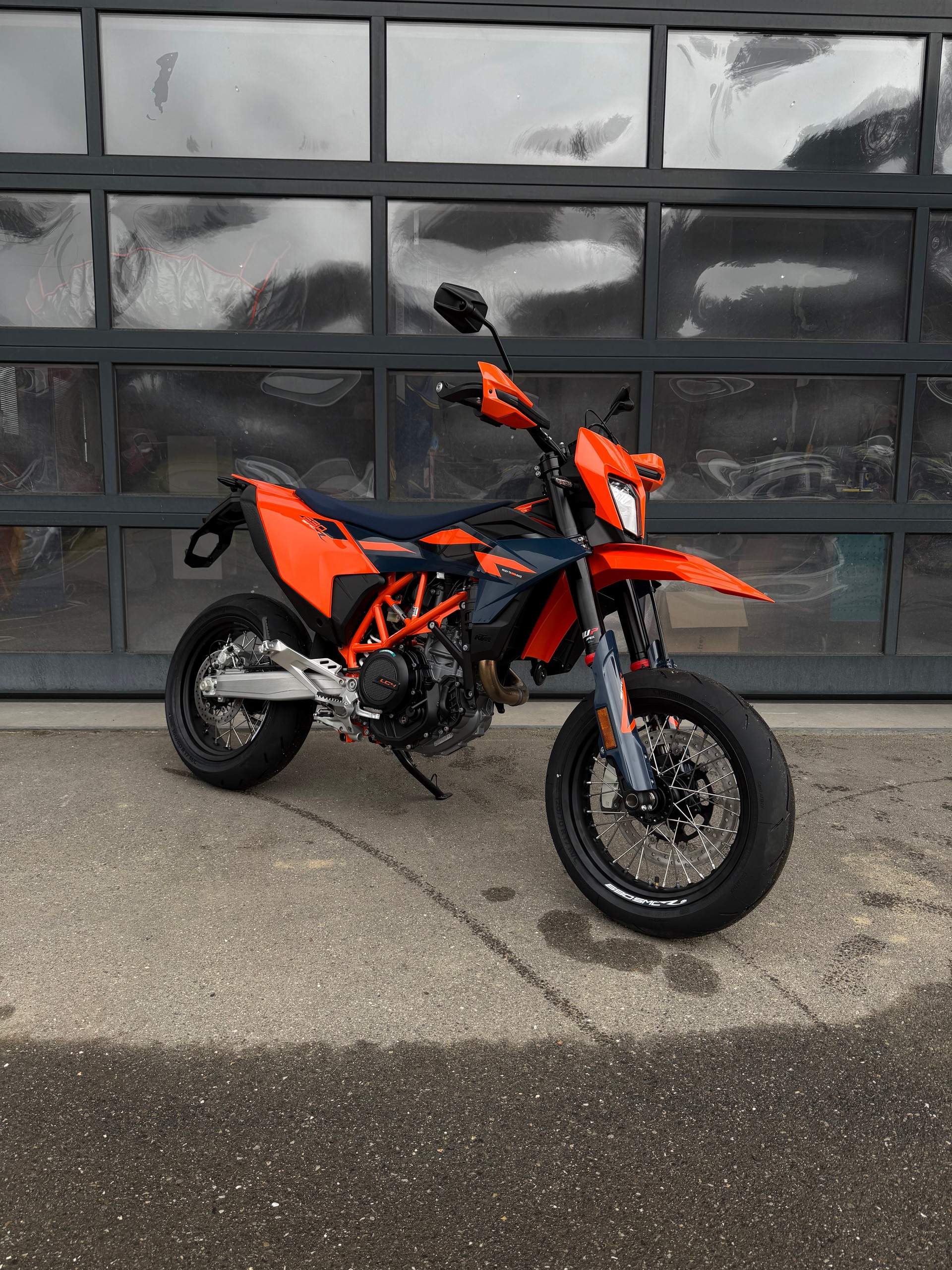 KTM 690 SMC R (35 kW) 2026