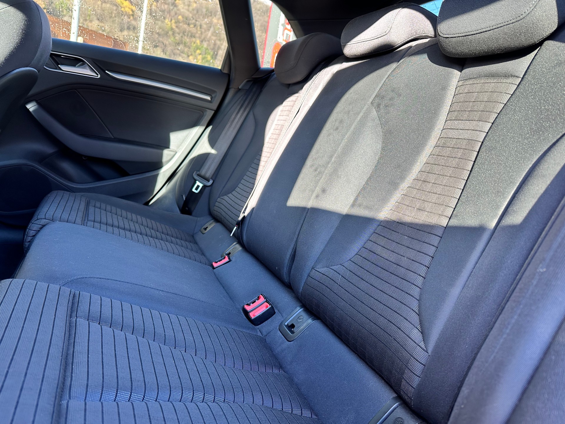 AUDI A3 Sportback 1.4 e-tron Ambition S-tronic-image-12