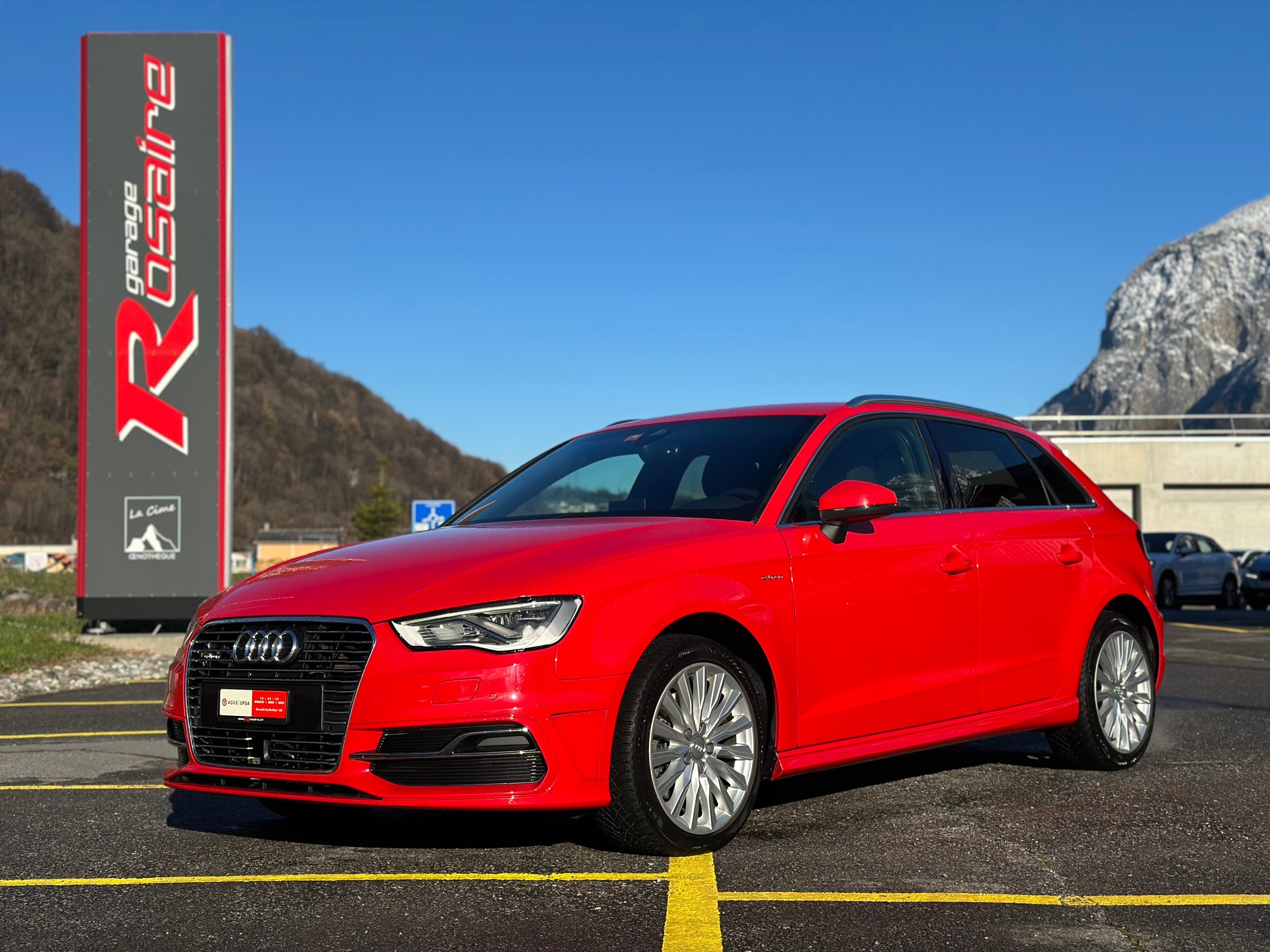 AUDI A3 Sportback 1.4 e-tron Ambition S-tronic-showroom-element-1