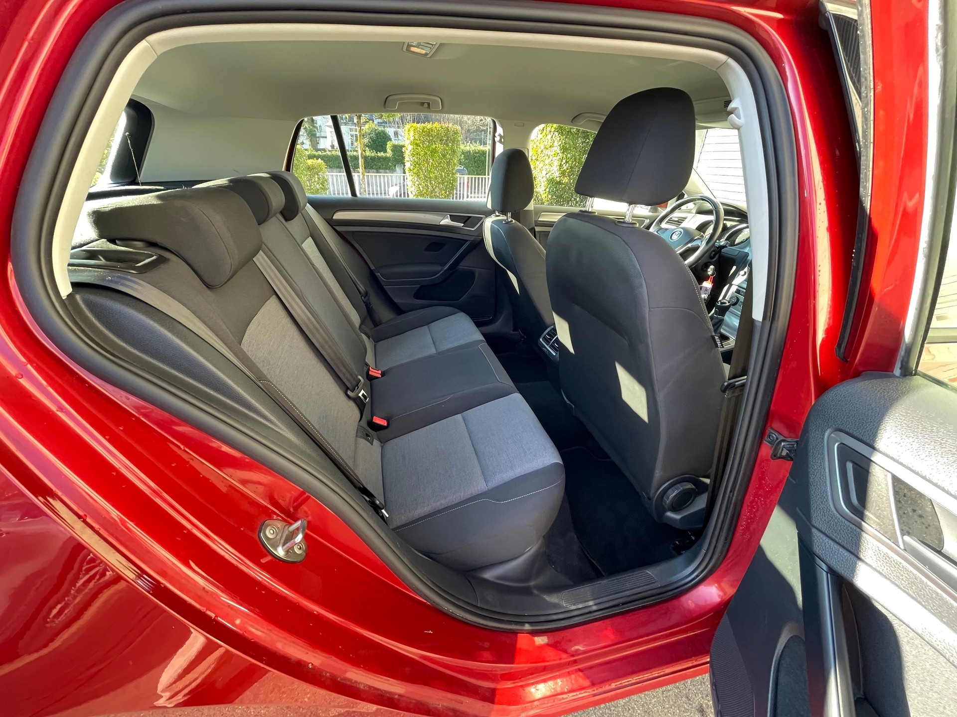 VW GOLF-image-14
