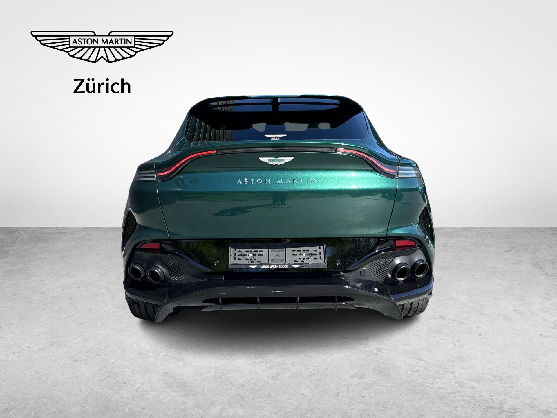 ASTON MARTIN DBX 707 4.0 V8 Bi-Turbo-showroom-element-3