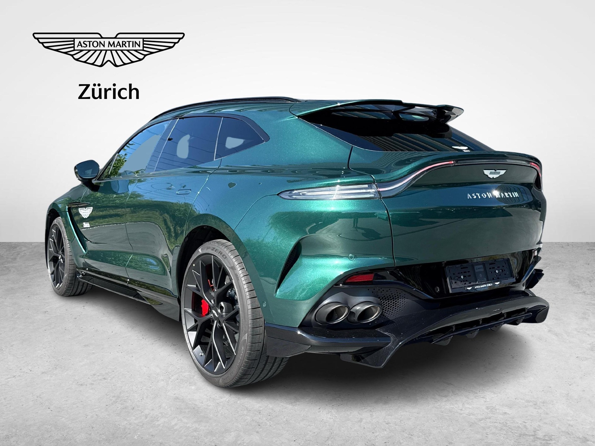 ASTON MARTIN DBX 707 4.0 V8 Bi-Turbo-showroom-element-2