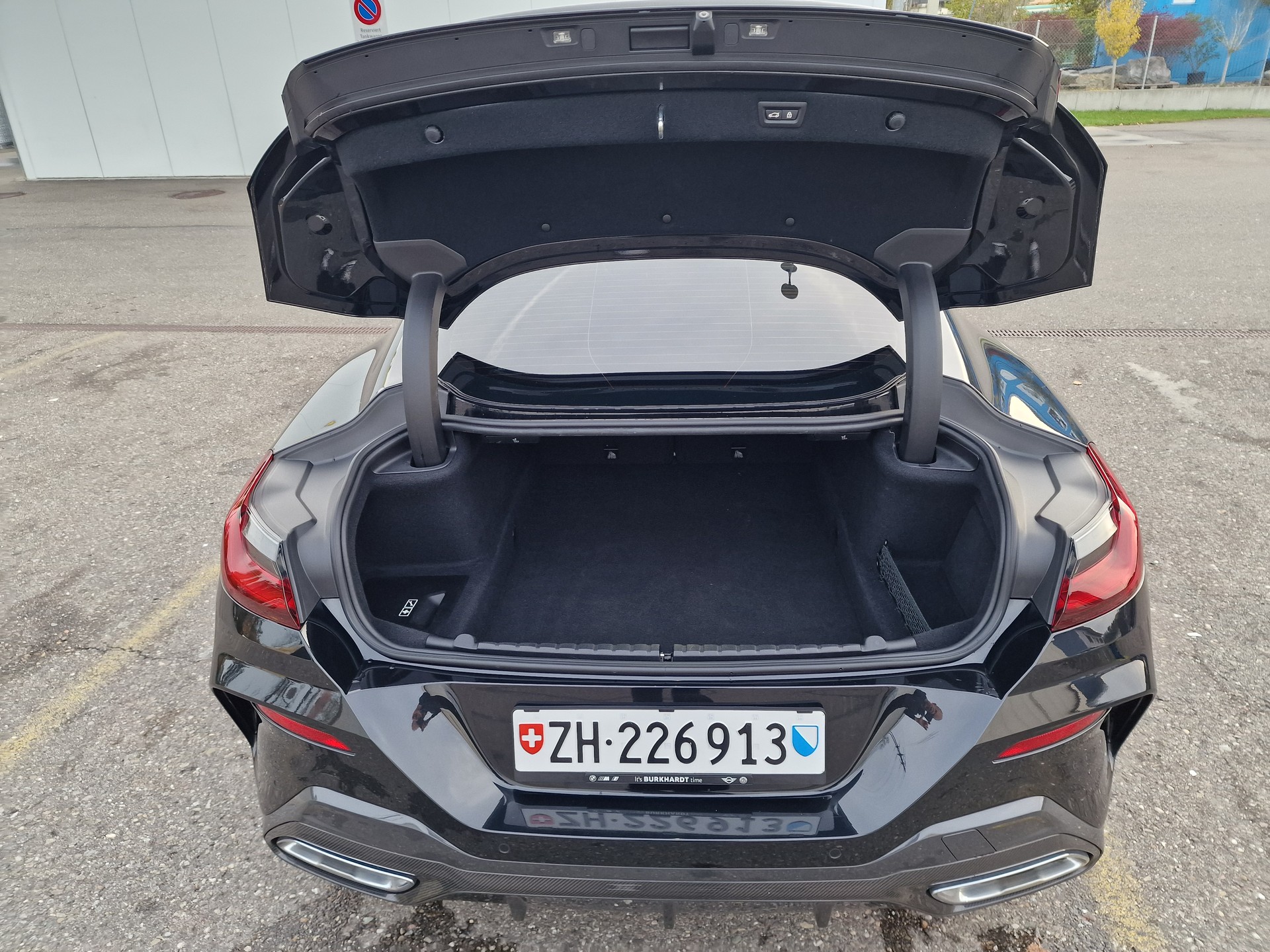 BMW M850i xDrive Steptronic-image-13