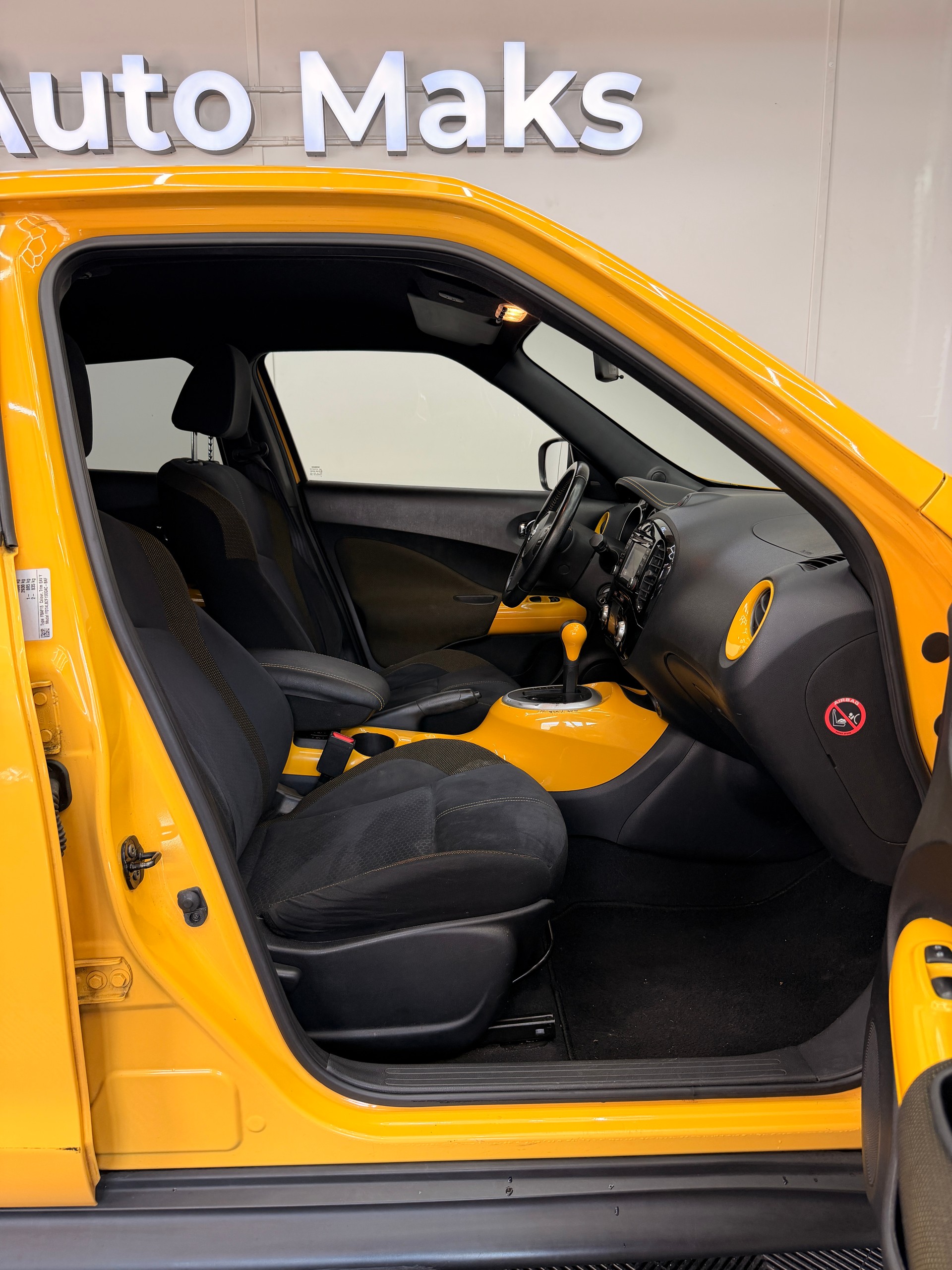 NISSAN Juke 1.6 tekna Xtronic CVT-image-4