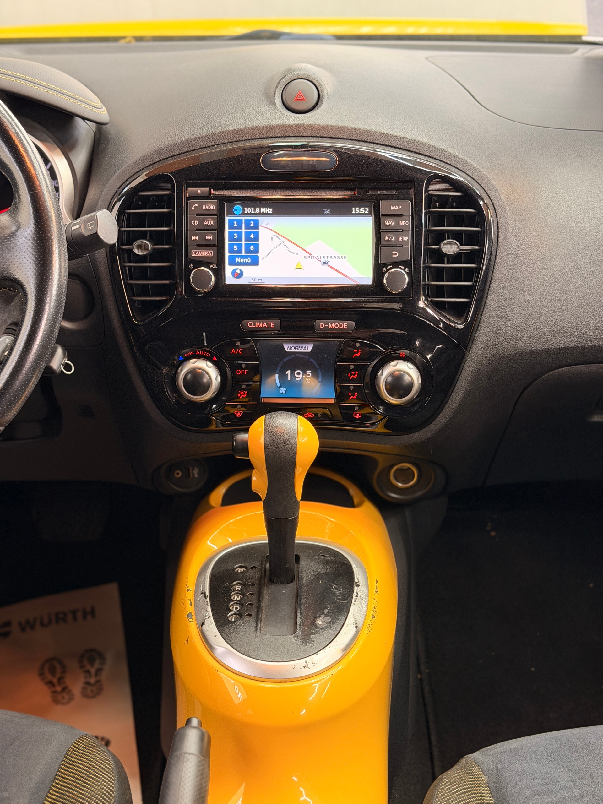 NISSAN Juke 1.6 tekna Xtronic CVT-image-8