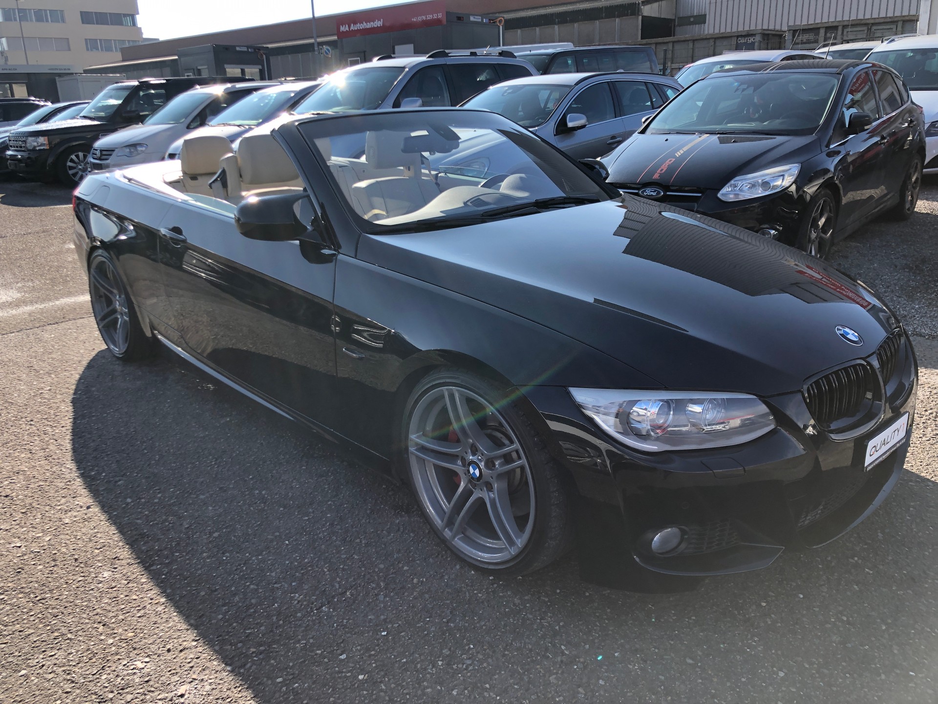 BMW 335i Cabriolet DSG-showroom-element-3