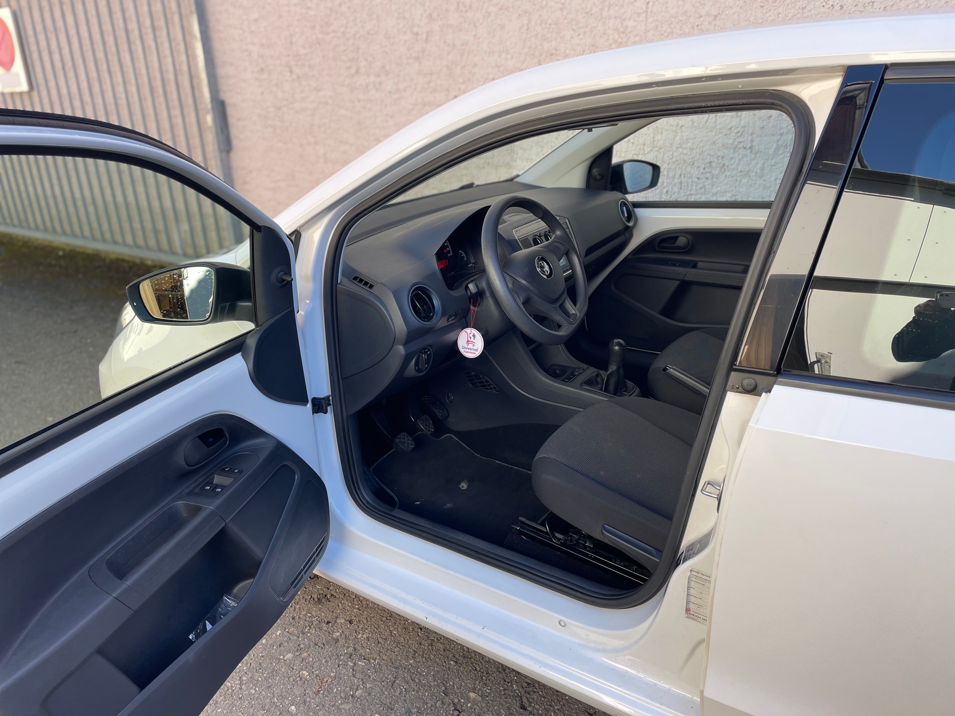 VW Up 1.0 BMT move up-image-9