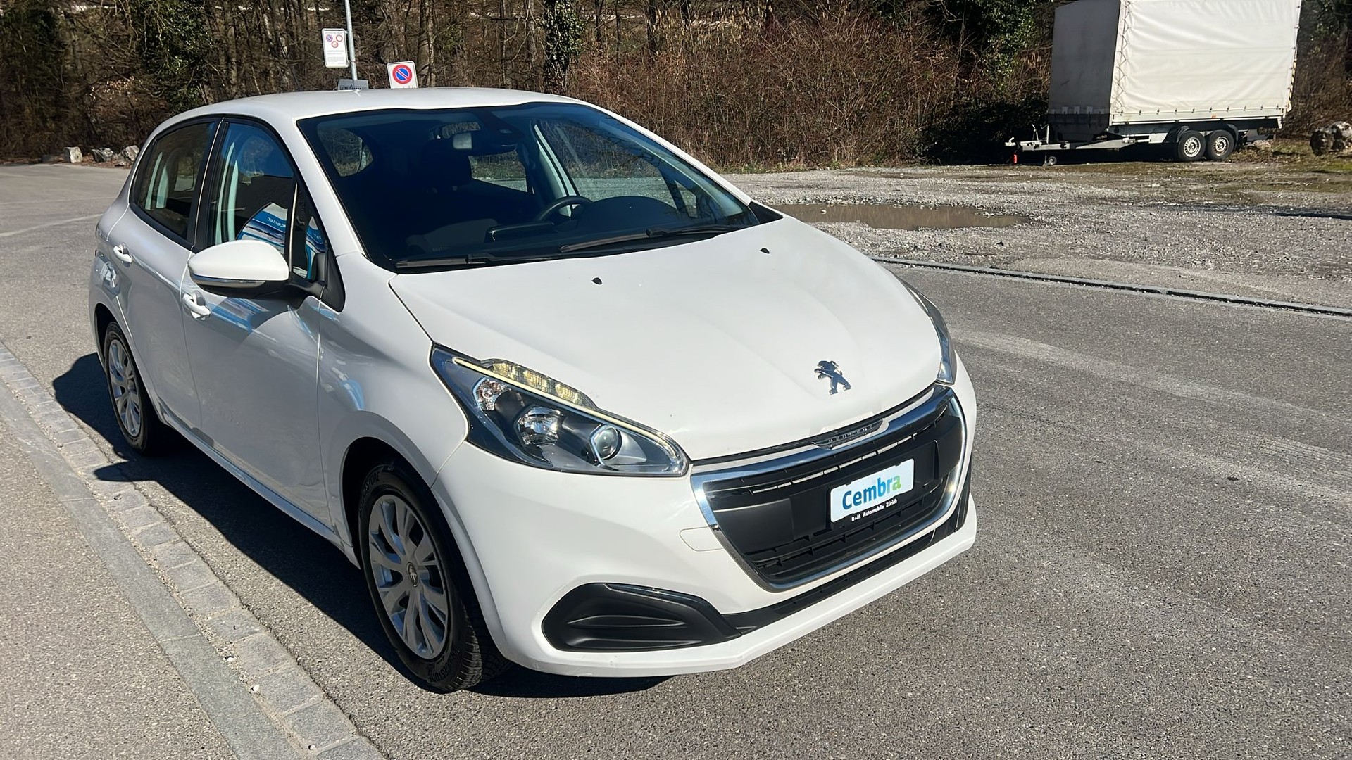 PEUGEOT 208 1.2 e-VTI Style EGS5-showroom-element-2