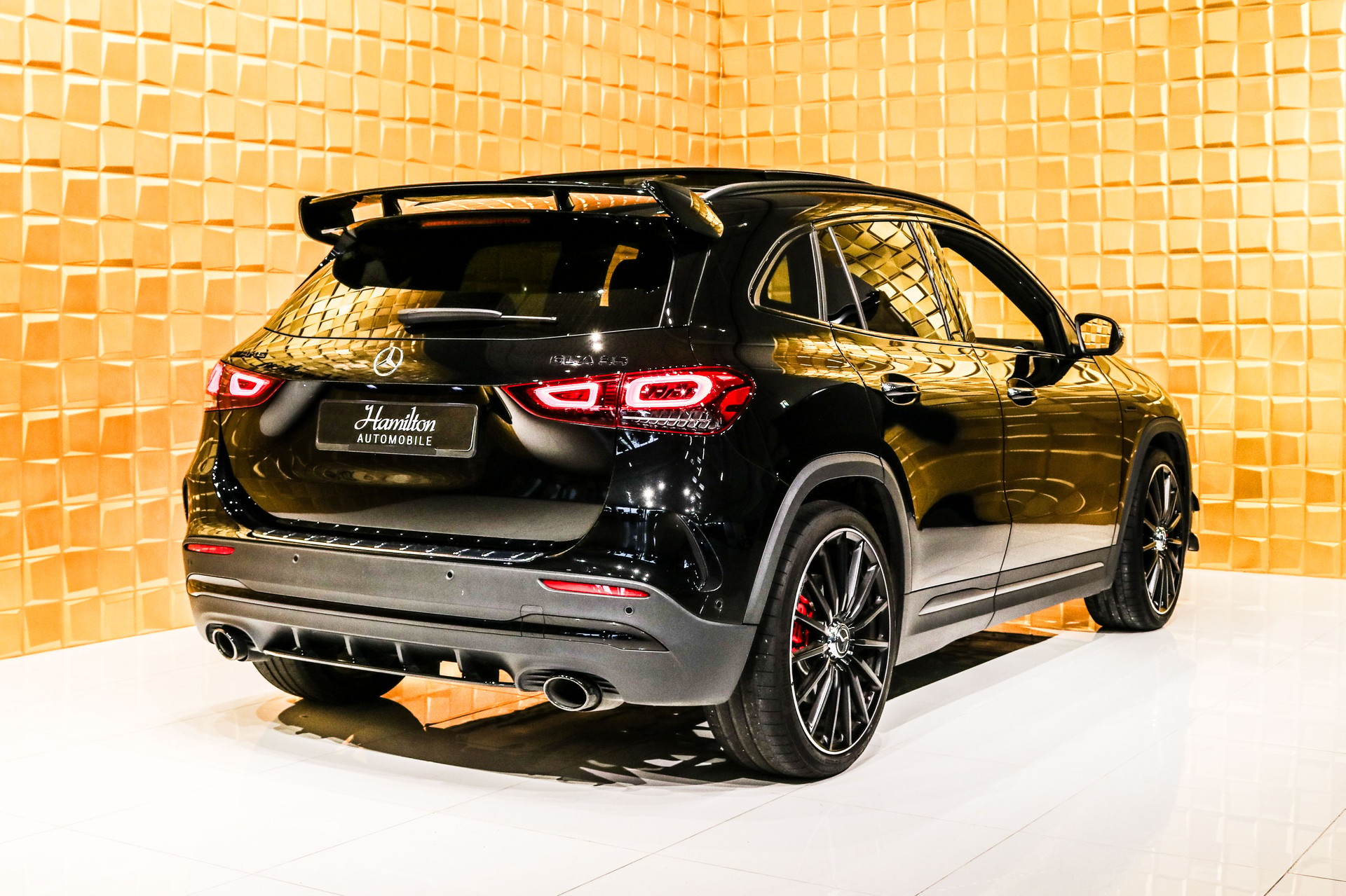 MERCEDES-BENZ GLA 35 AMG 8G-Speedshift DCT 4Matic-image-5