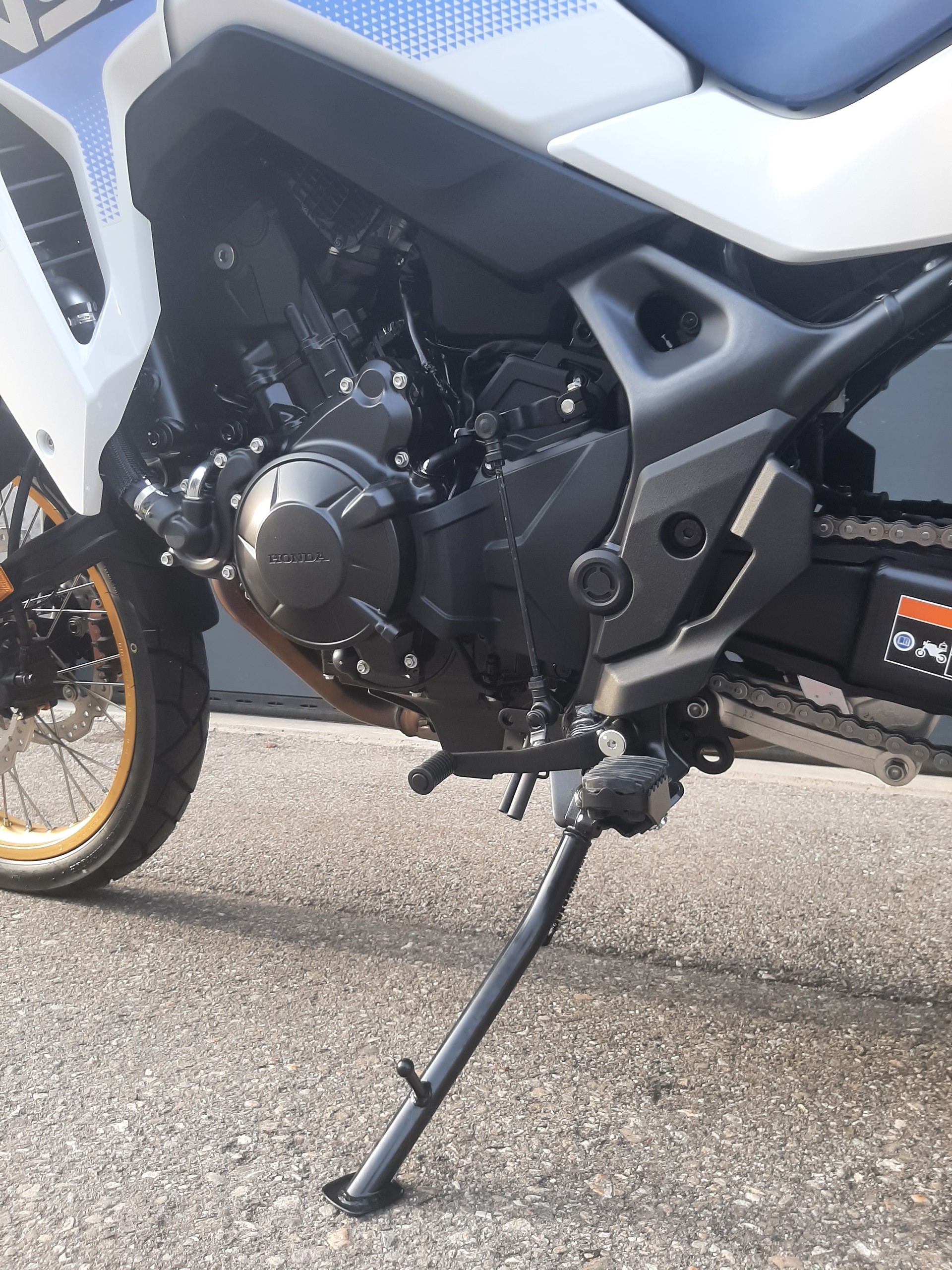 HONDA XL 750 Transalp-image-2