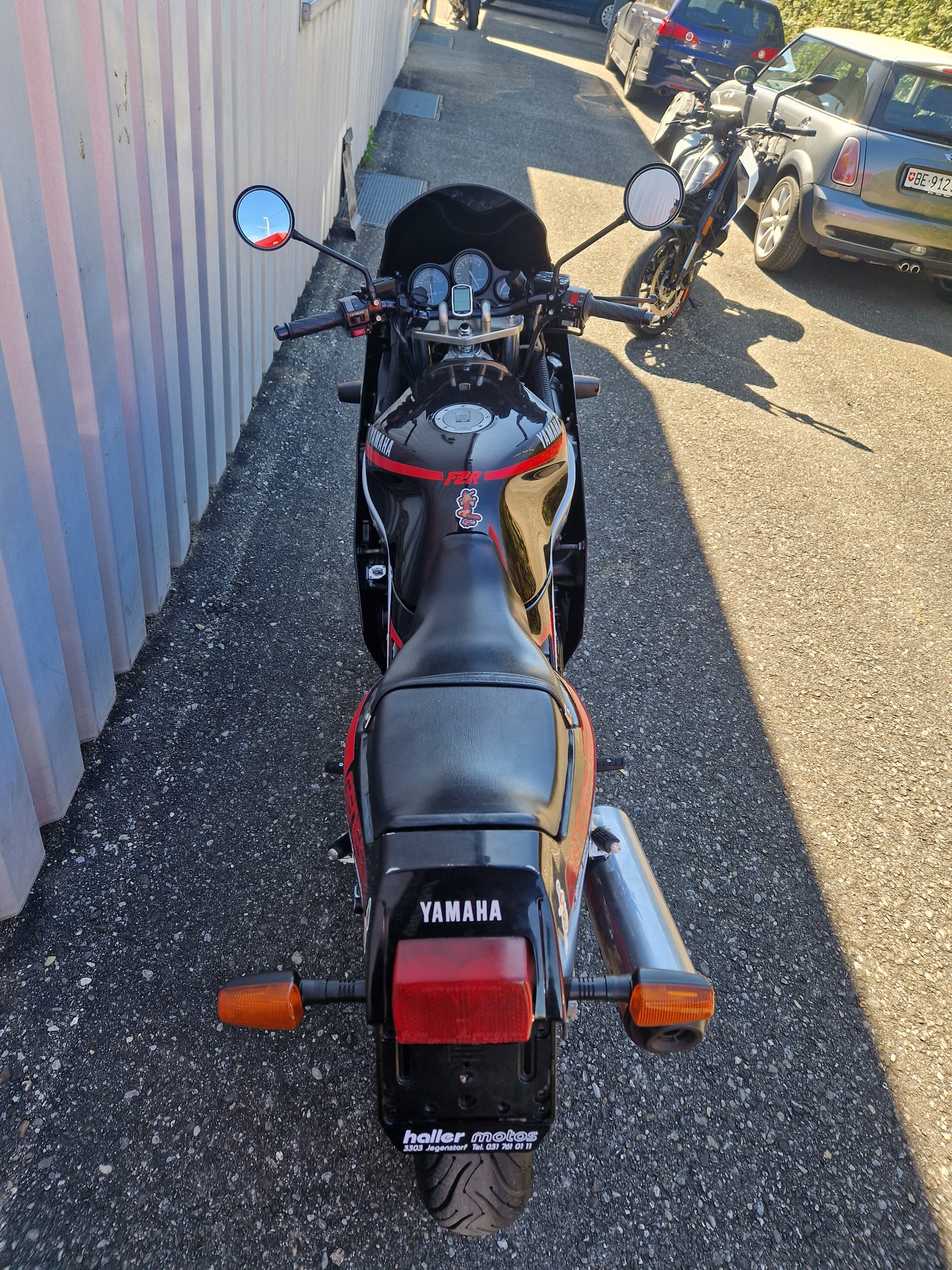 YAMAHA FZR 1000 KUNDENAUFTRAG-image-5