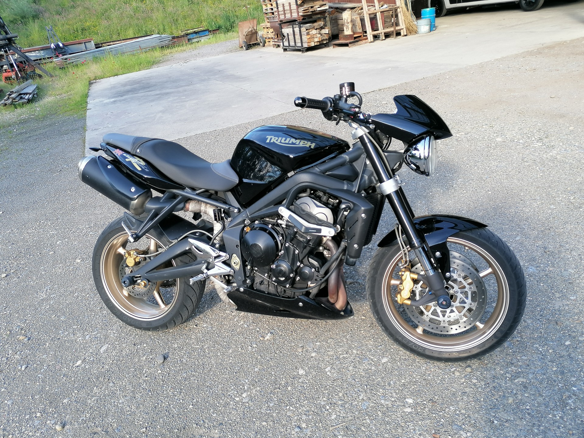 TRIUMPH Street Triple R 675