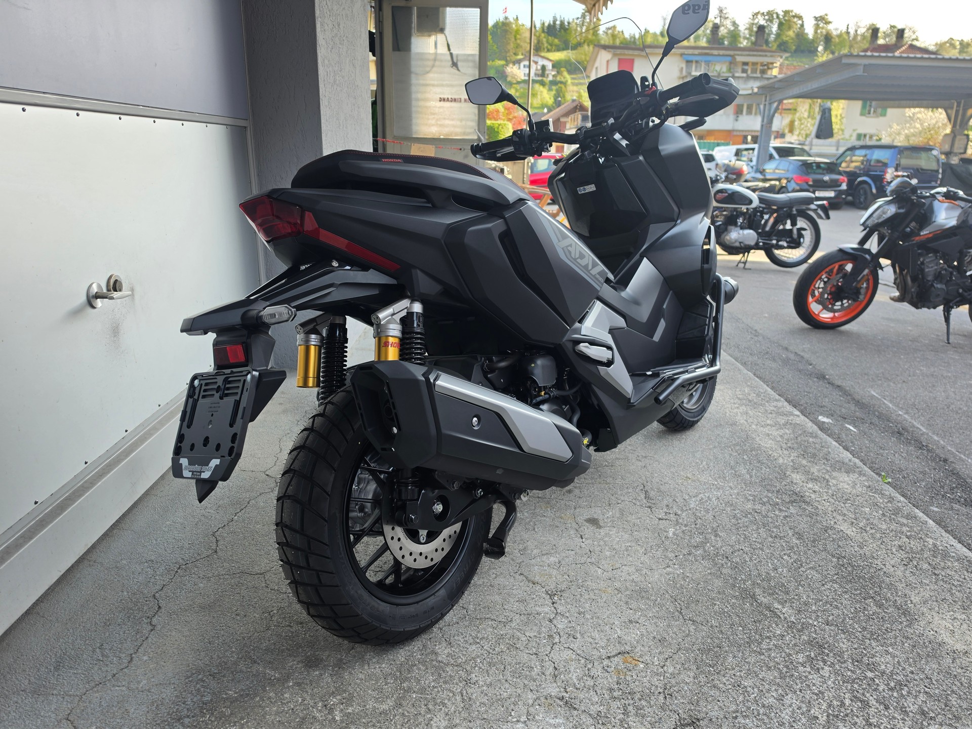 HONDA ADV 350-image-2
