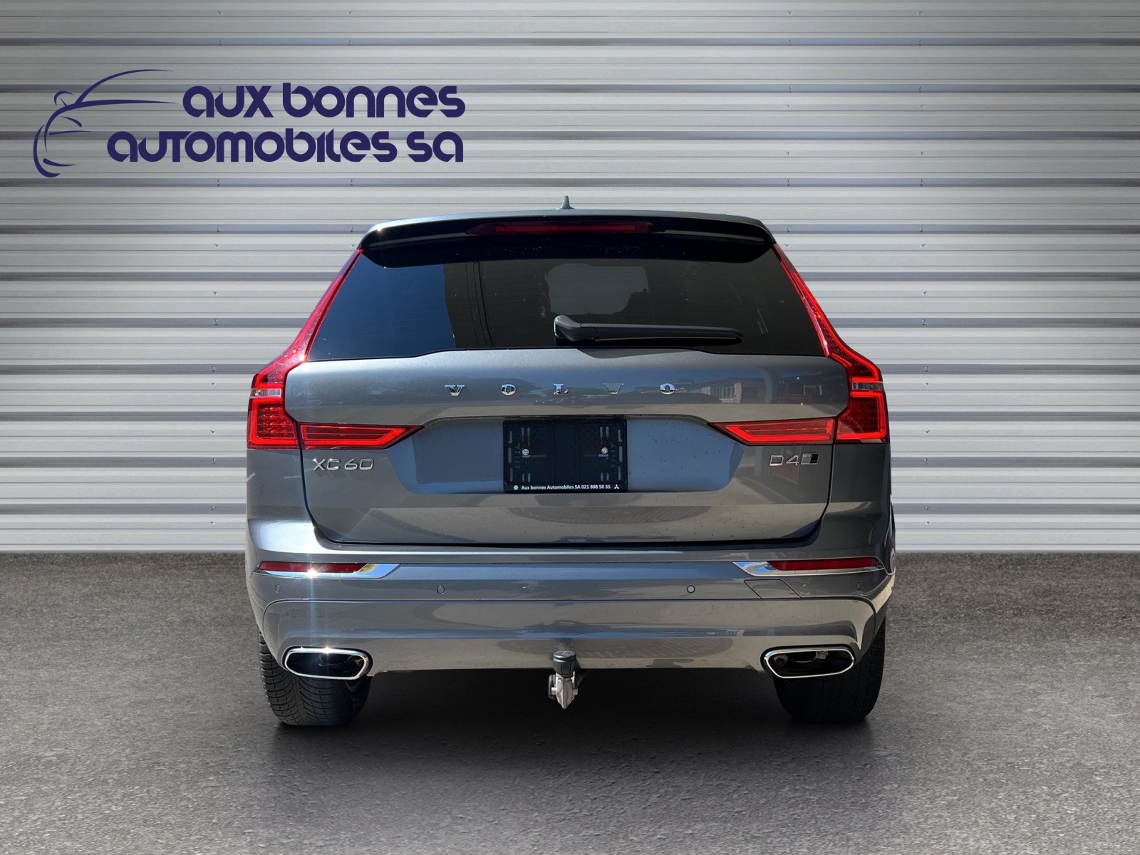 VOLVO XC60 D4 AWD Inscription Geartronic-image-6