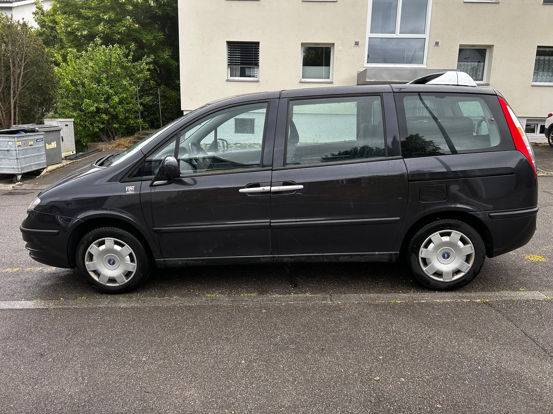 FIAT Ulysse 2.2 16V JTD Swiss Edition-image-6