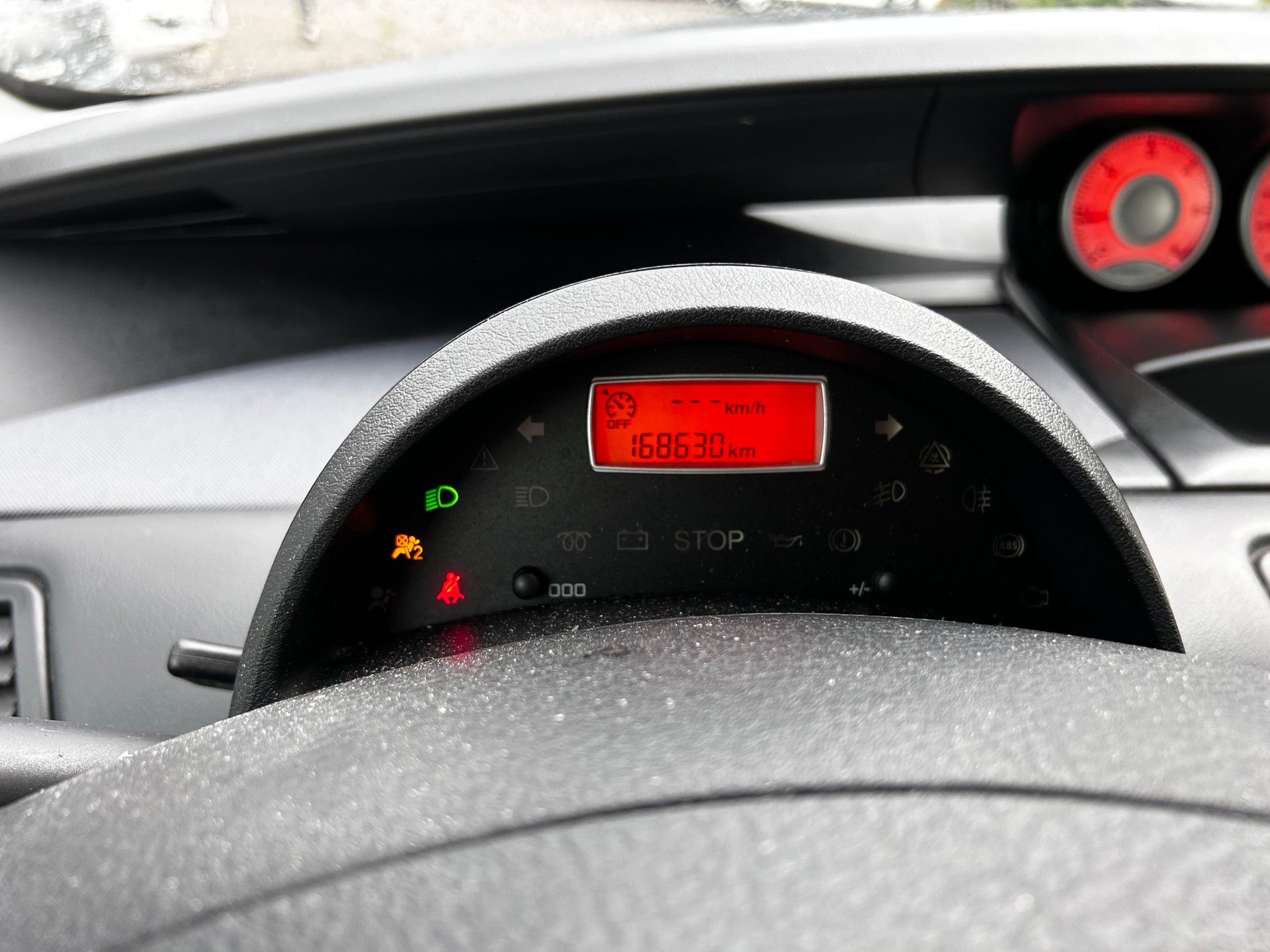 FIAT Ulysse 2.2 16V JTD Swiss Edition-image-11