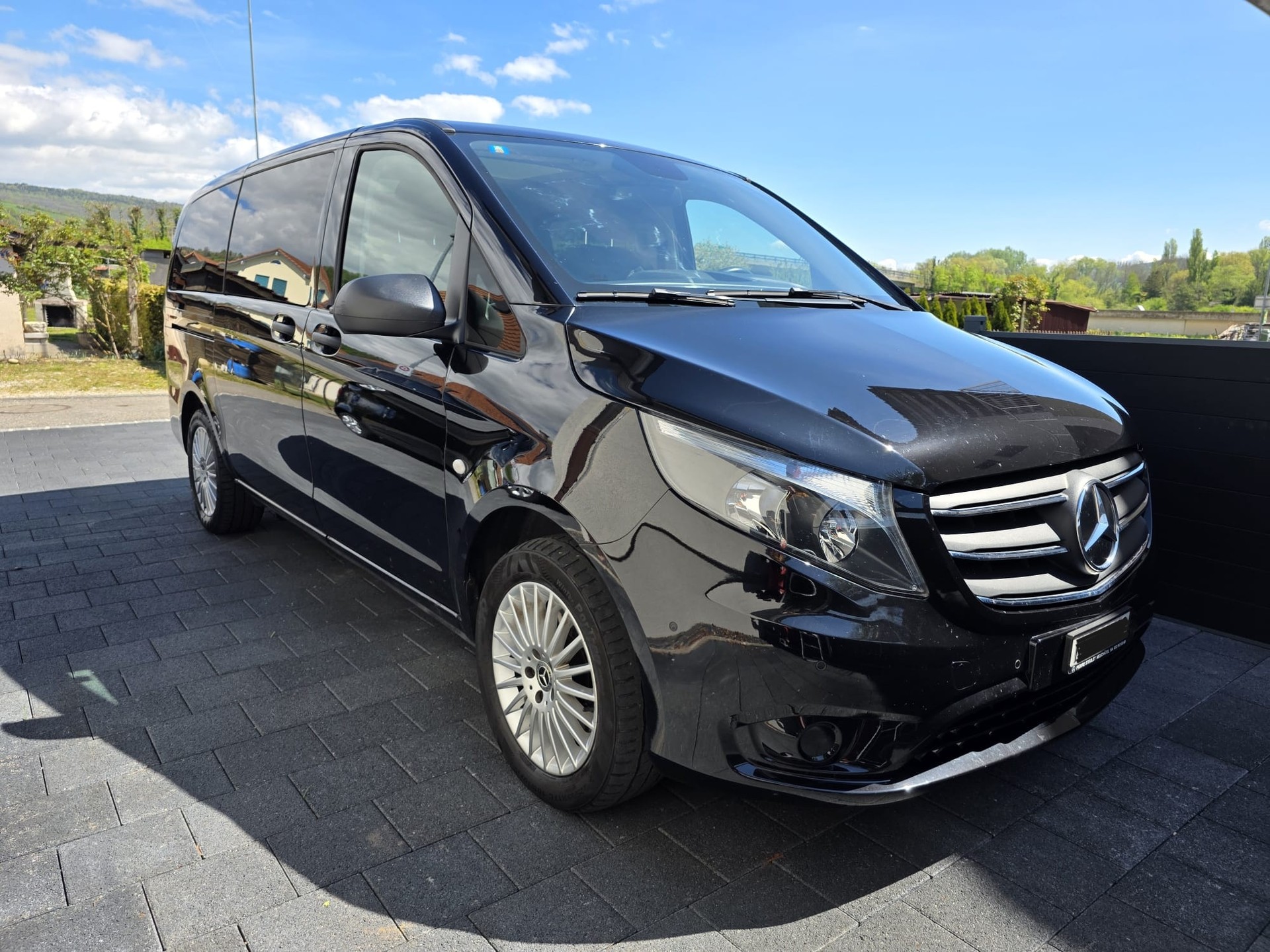 MERCEDES-BENZ Vito Tourer Family 4x4 | Toit panoramique ouvrant | portes électriques