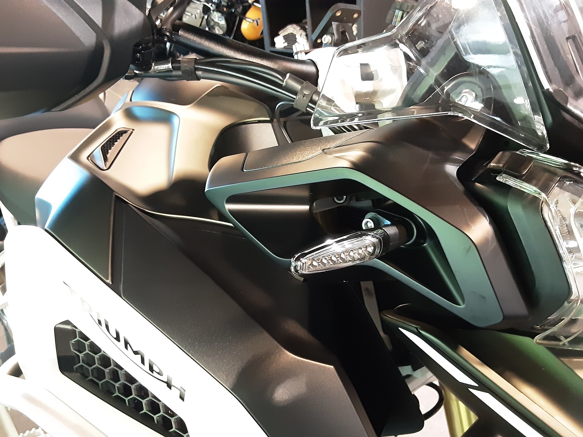 TRIUMPH Tiger 1200 Rally Explorer-image-8