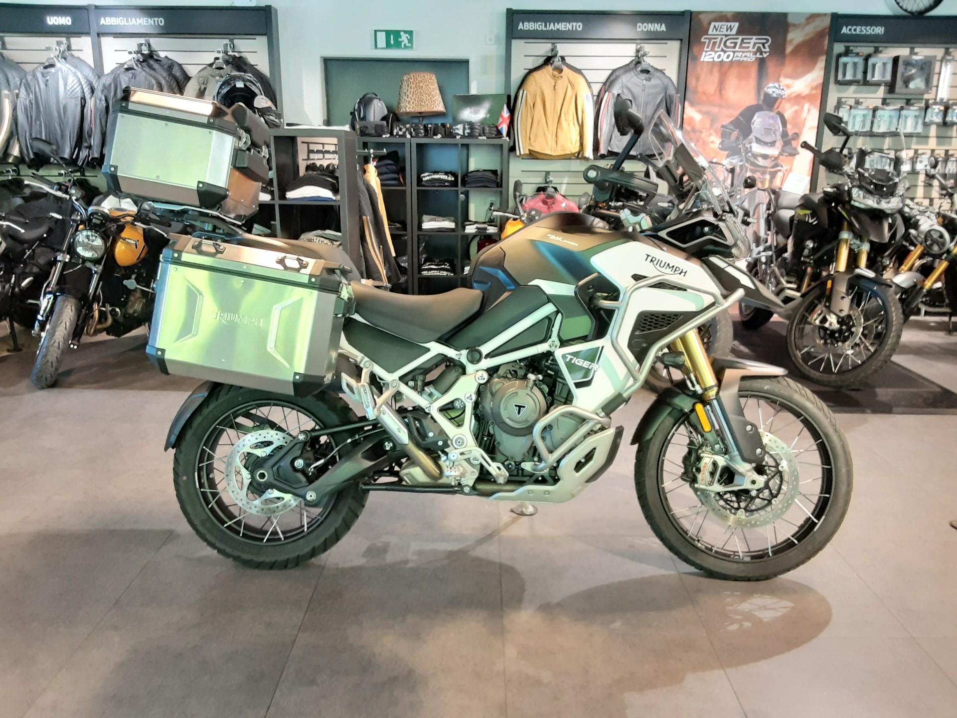 TRIUMPH Tiger 1200 Rally Explorer