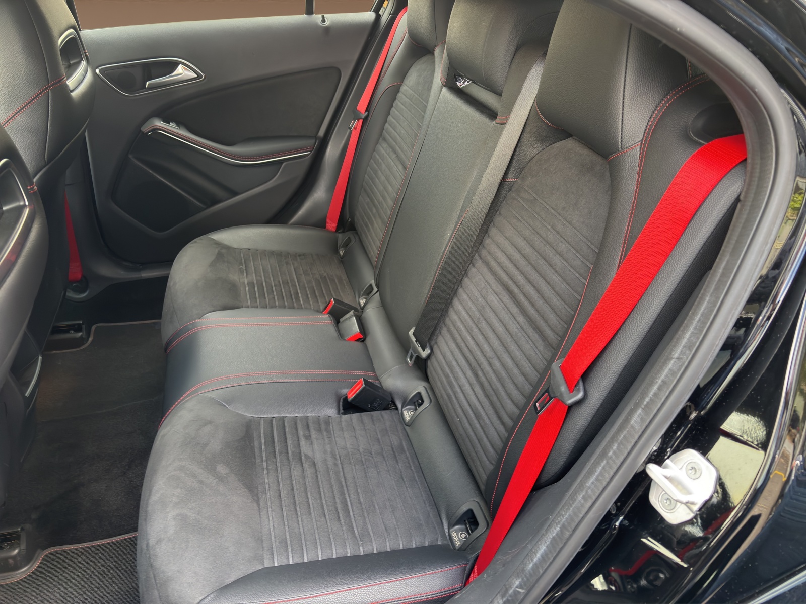 MERCEDES-BENZ A 250 Sport 7G-DCT-image-10