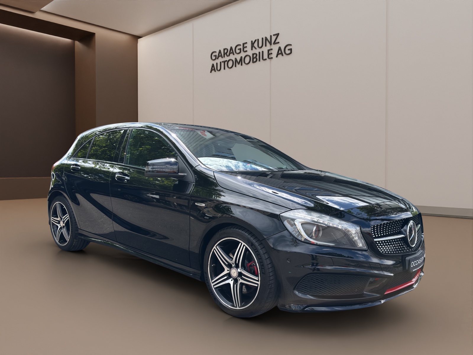 MERCEDES-BENZ A 250 Sport 7G-DCT-image-5