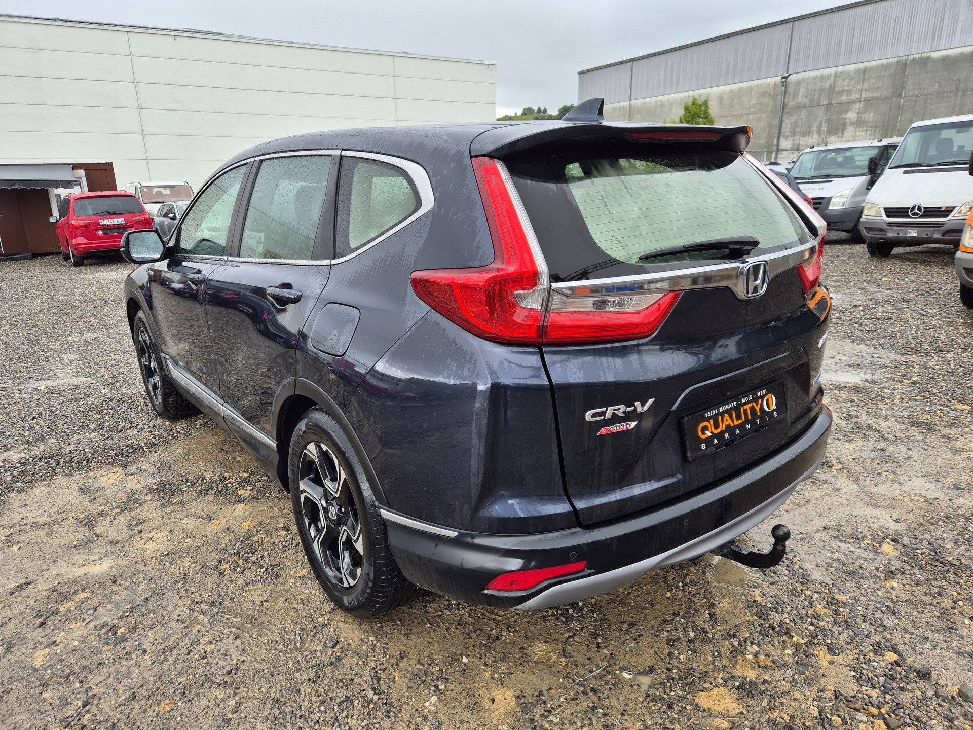 HONDA CR-V 2.0i MMD Hybrid Elegance 4WD Automatic-image-2