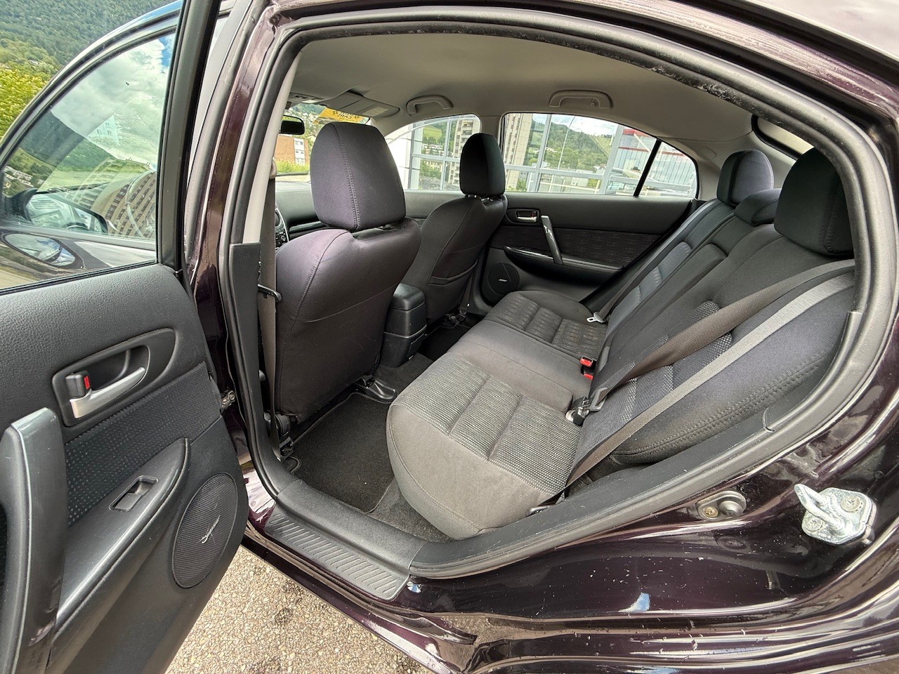MAZDA 6 2.0 CD 16V Sport-image-10