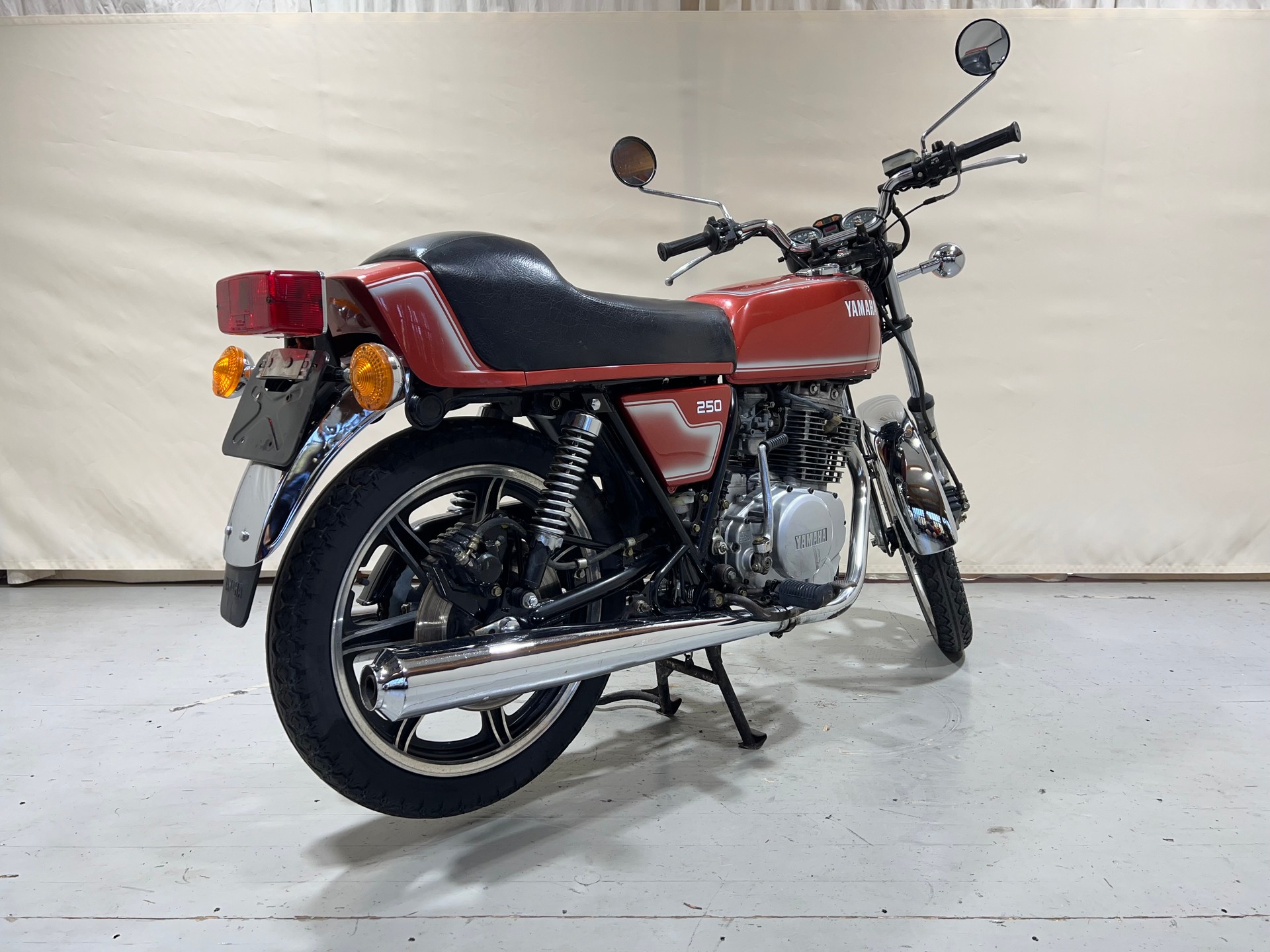 YAMAHA 1 U 5-image-11