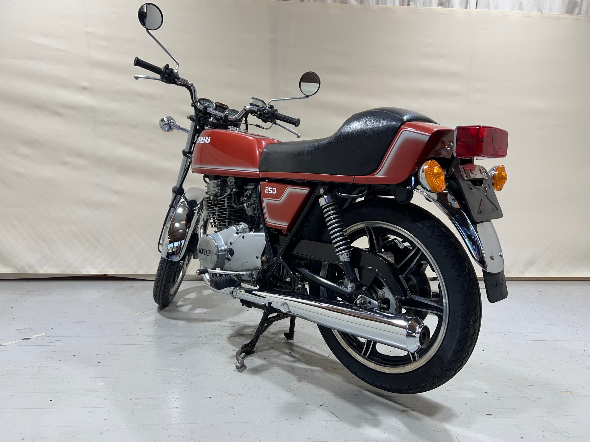 YAMAHA 1 U 5-image-10