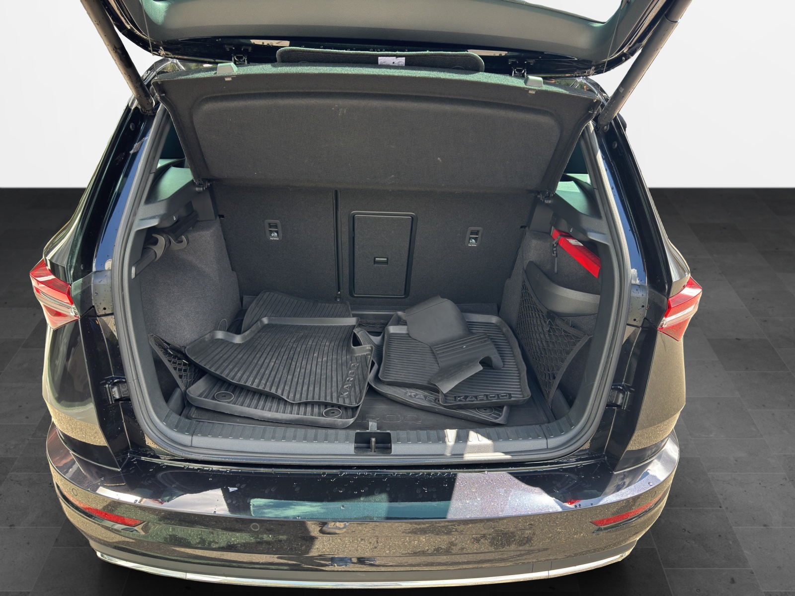 SKODA Karoq 2.0 TSI SportLine 4x4 DSG-image-15