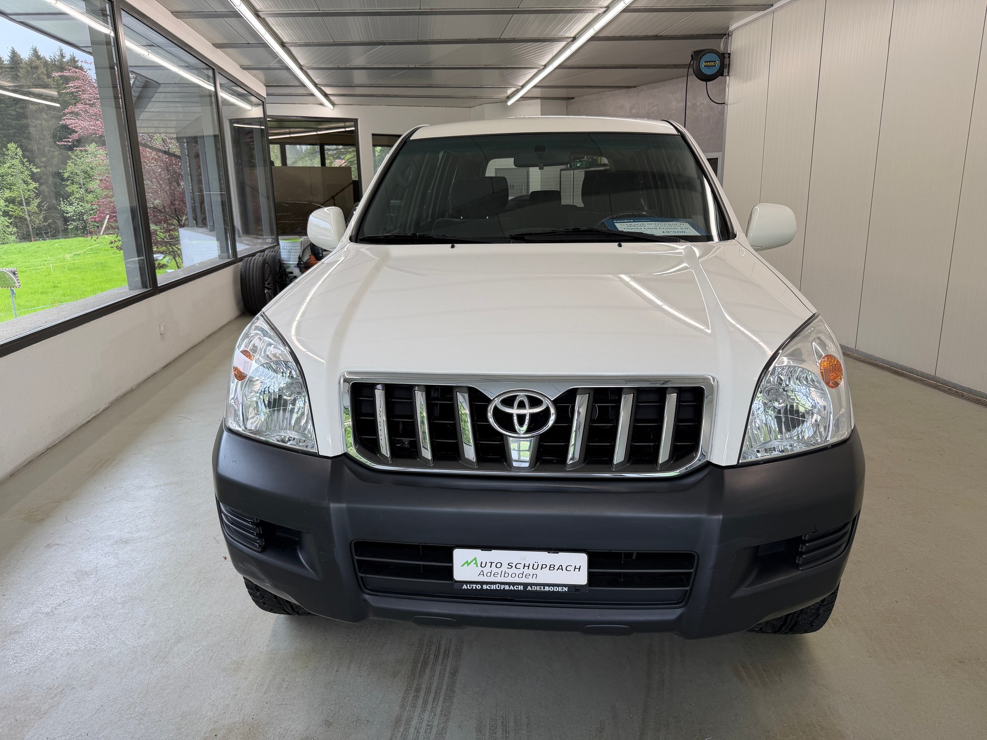 TOYOTA Land Cruiser 3.0 TD Linea Terra-image-9