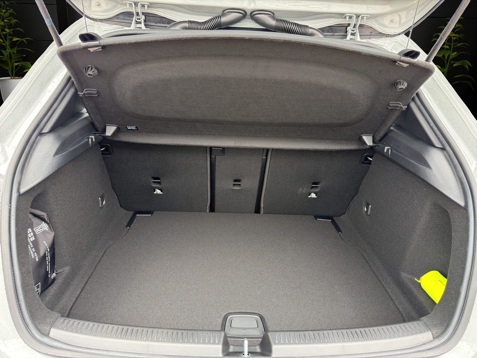 MERCEDES-BENZ A 200 Night Star 7G-DCT-image-14