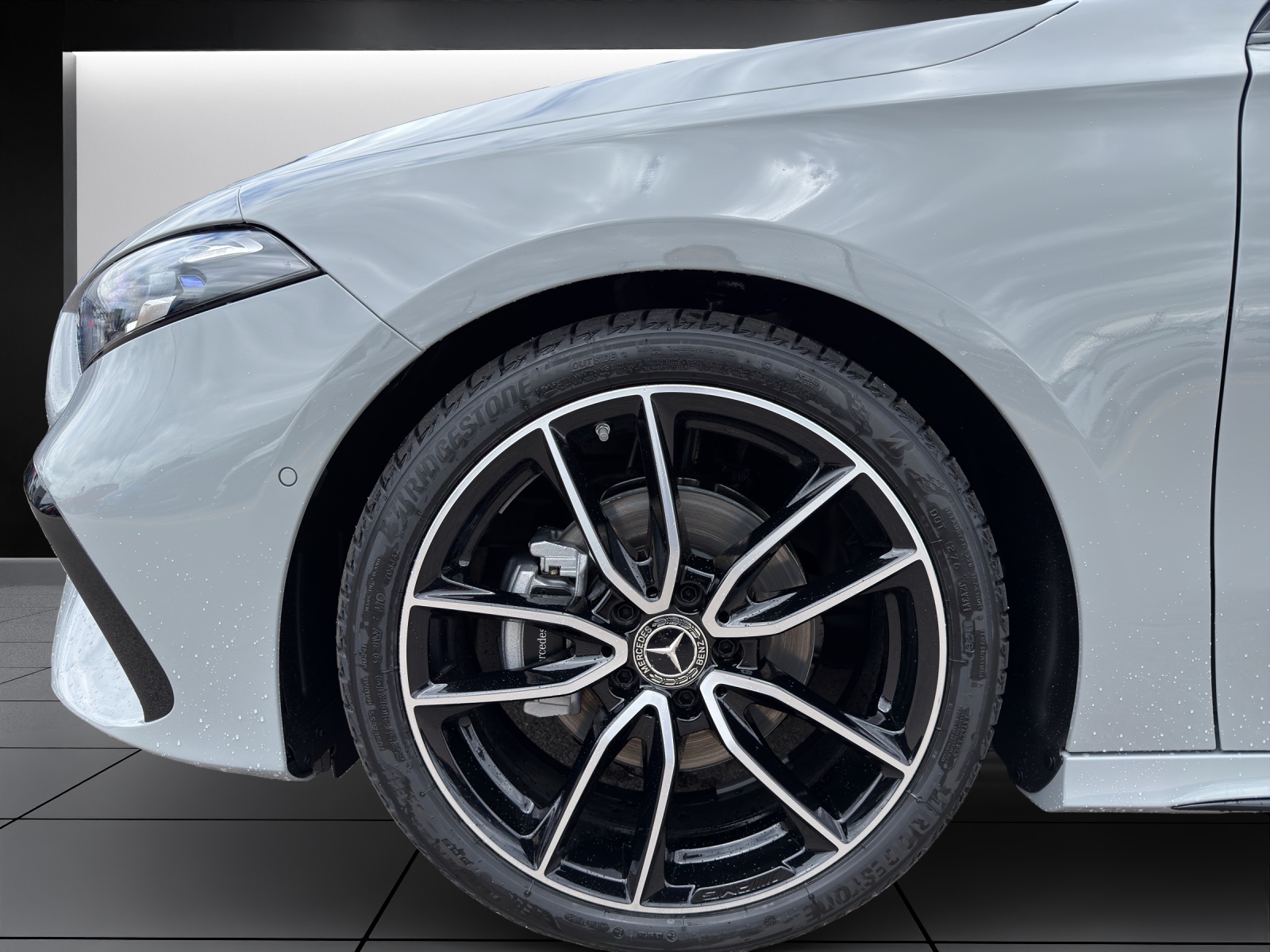 MERCEDES-BENZ A 200 Night Star 7G-DCT-image-5