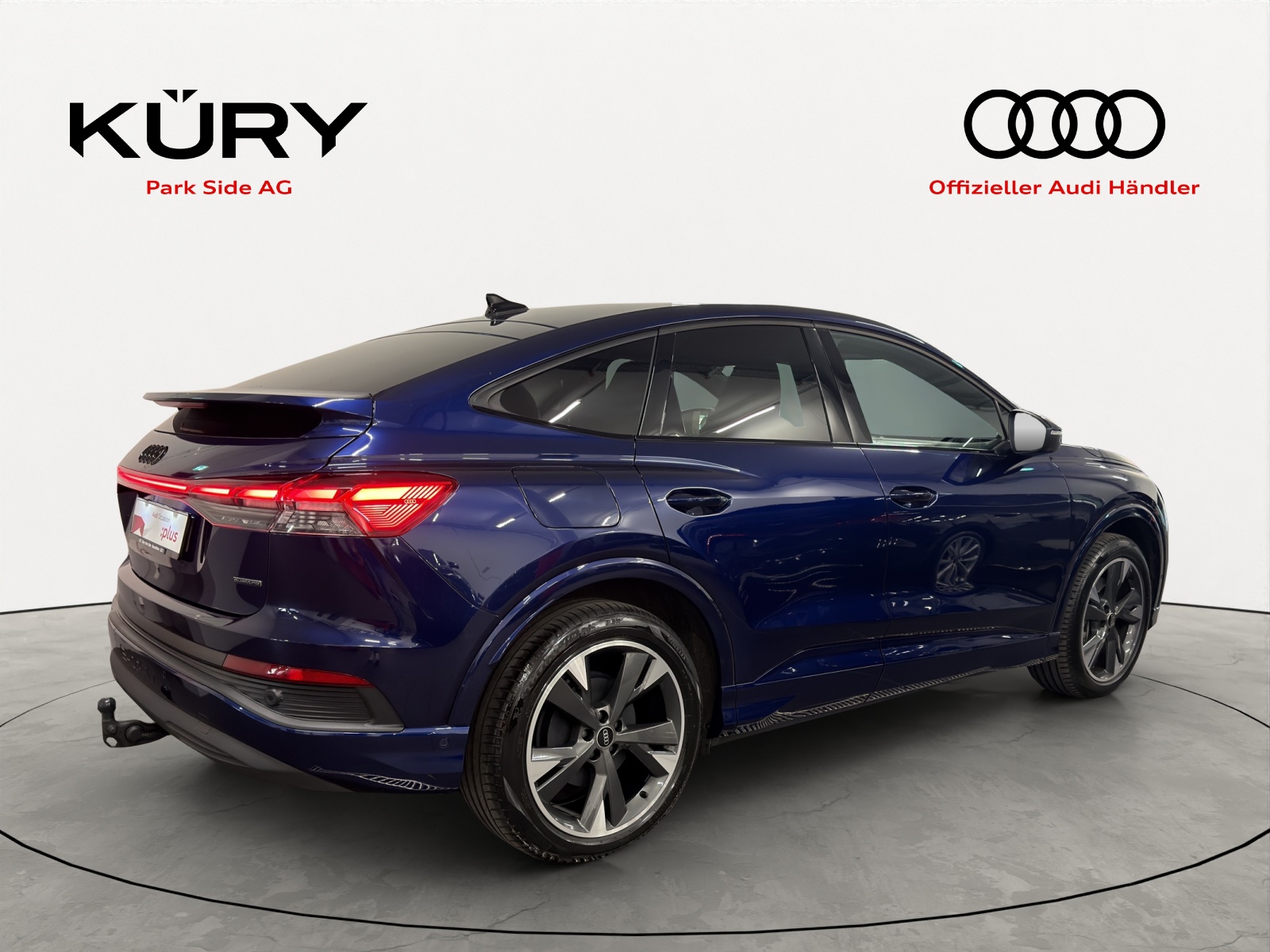 AUDI Q4 Sportback 50 e-tron quattro 299PS-showroom-element-3