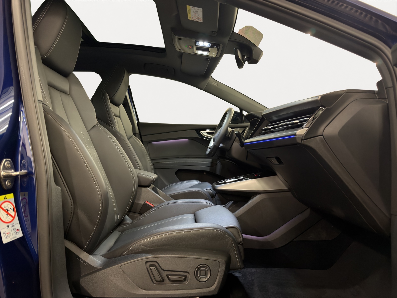AUDI Q4 Sportback 50 e-tron quattro 299PS-image-6