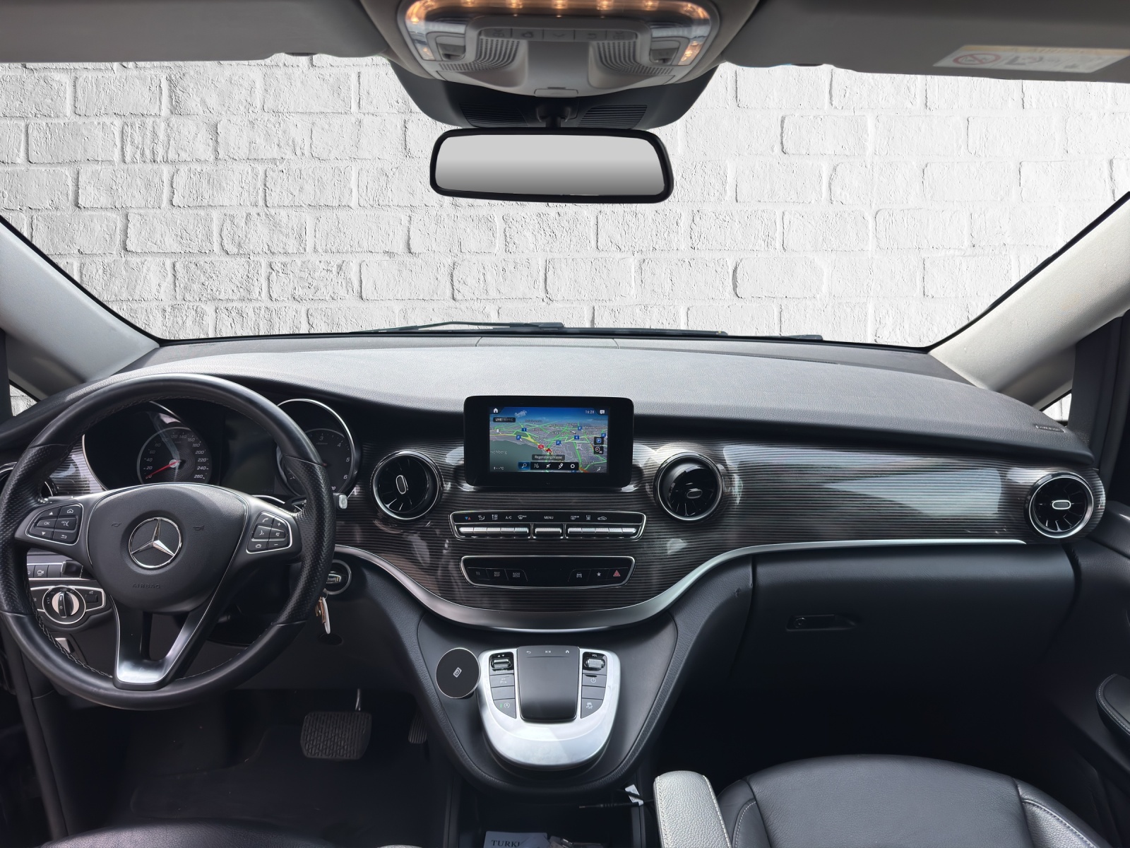 MERCEDES-BENZ V 250 d lang Avantgarde 4Matic G-Tronic-image-10