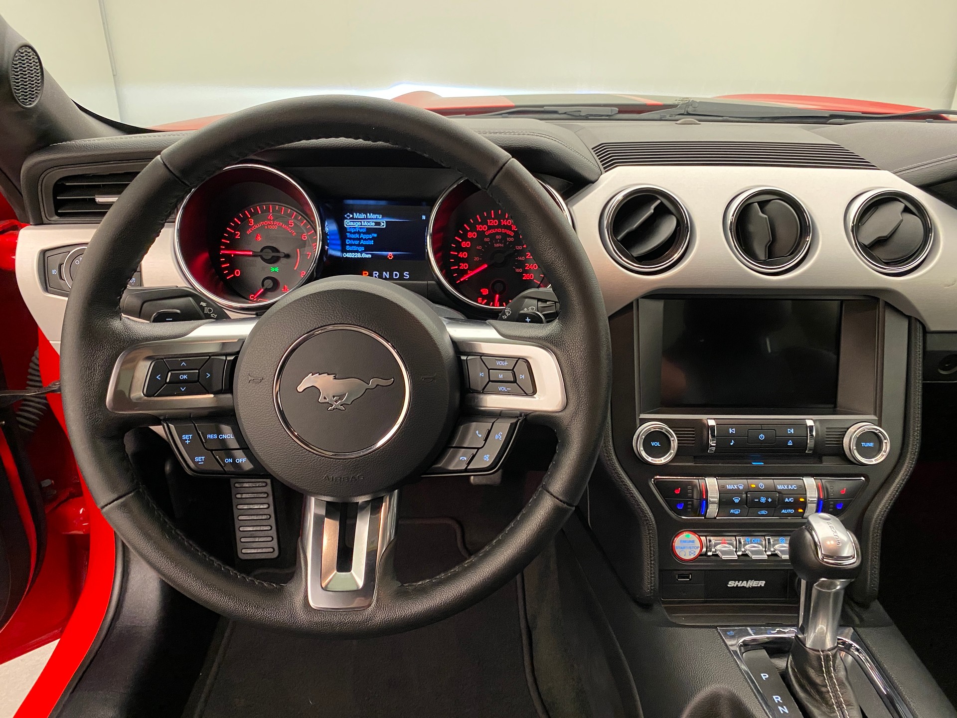 FORD Mustang Coupé 5.0 GT-image-7