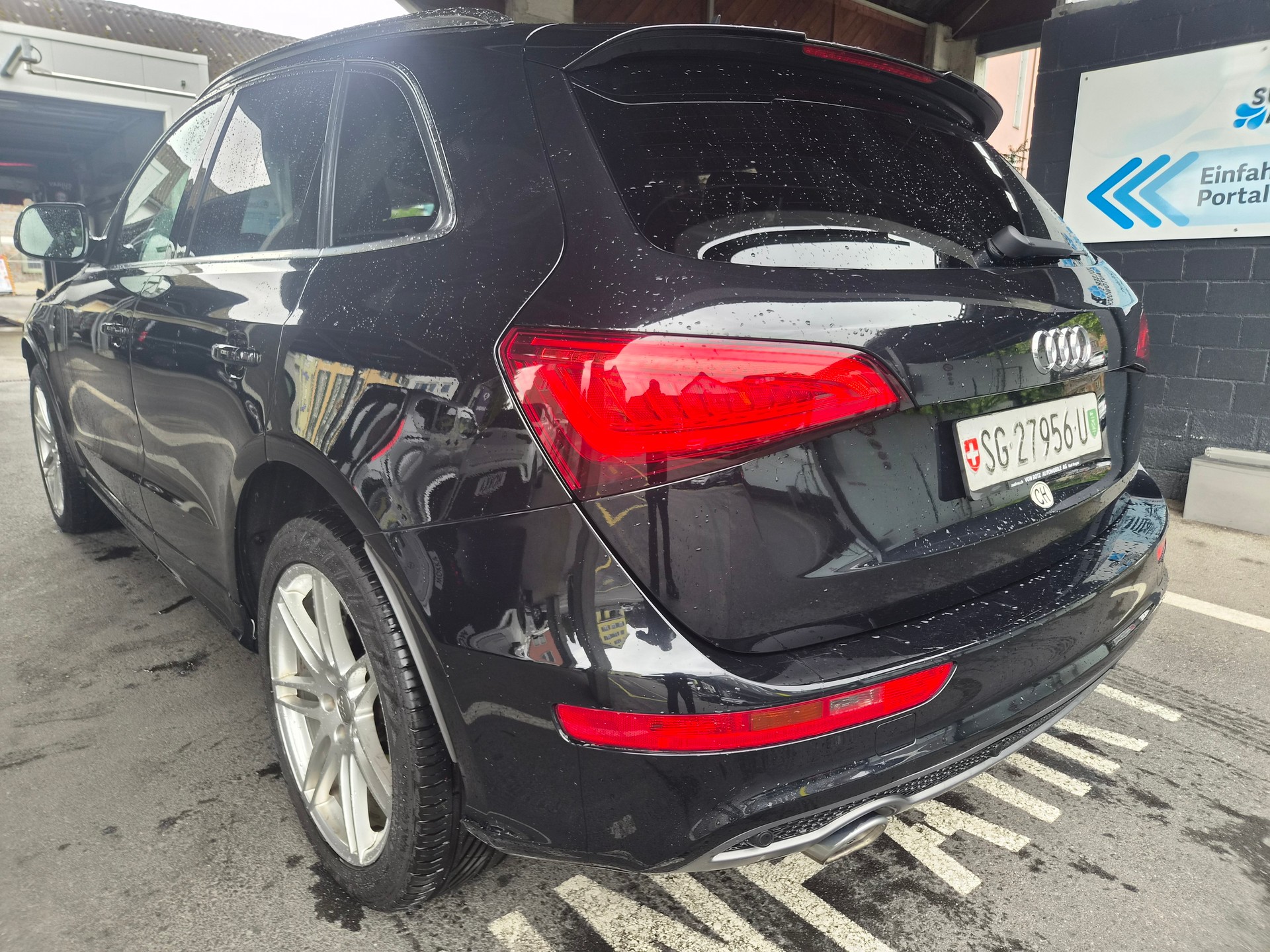 AUDI Q5 3.0 TDI quattro S-tronic S-LINE-image-8
