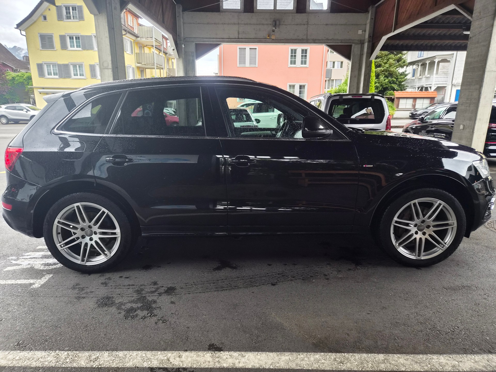 AUDI Q5 3.0 TDI quattro S-tronic S-LINE-image-4