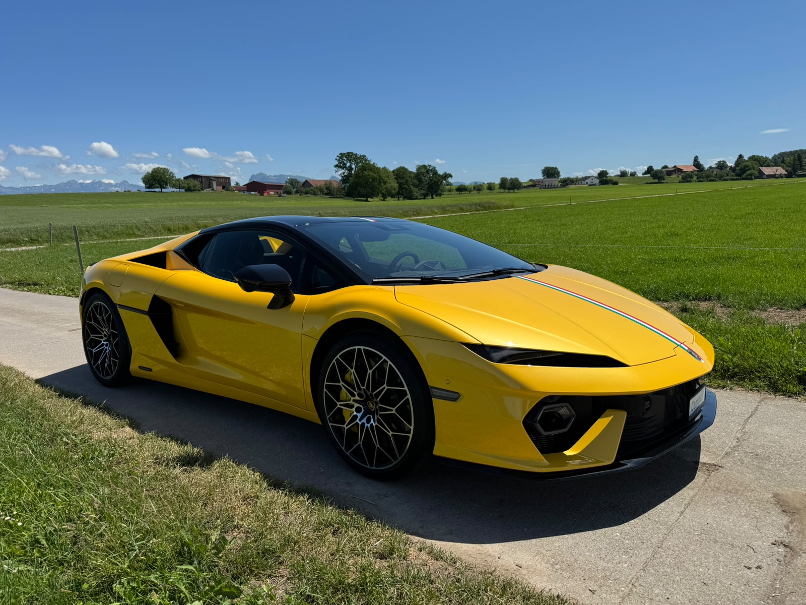 LAMBORGHINI Temerario HPEV