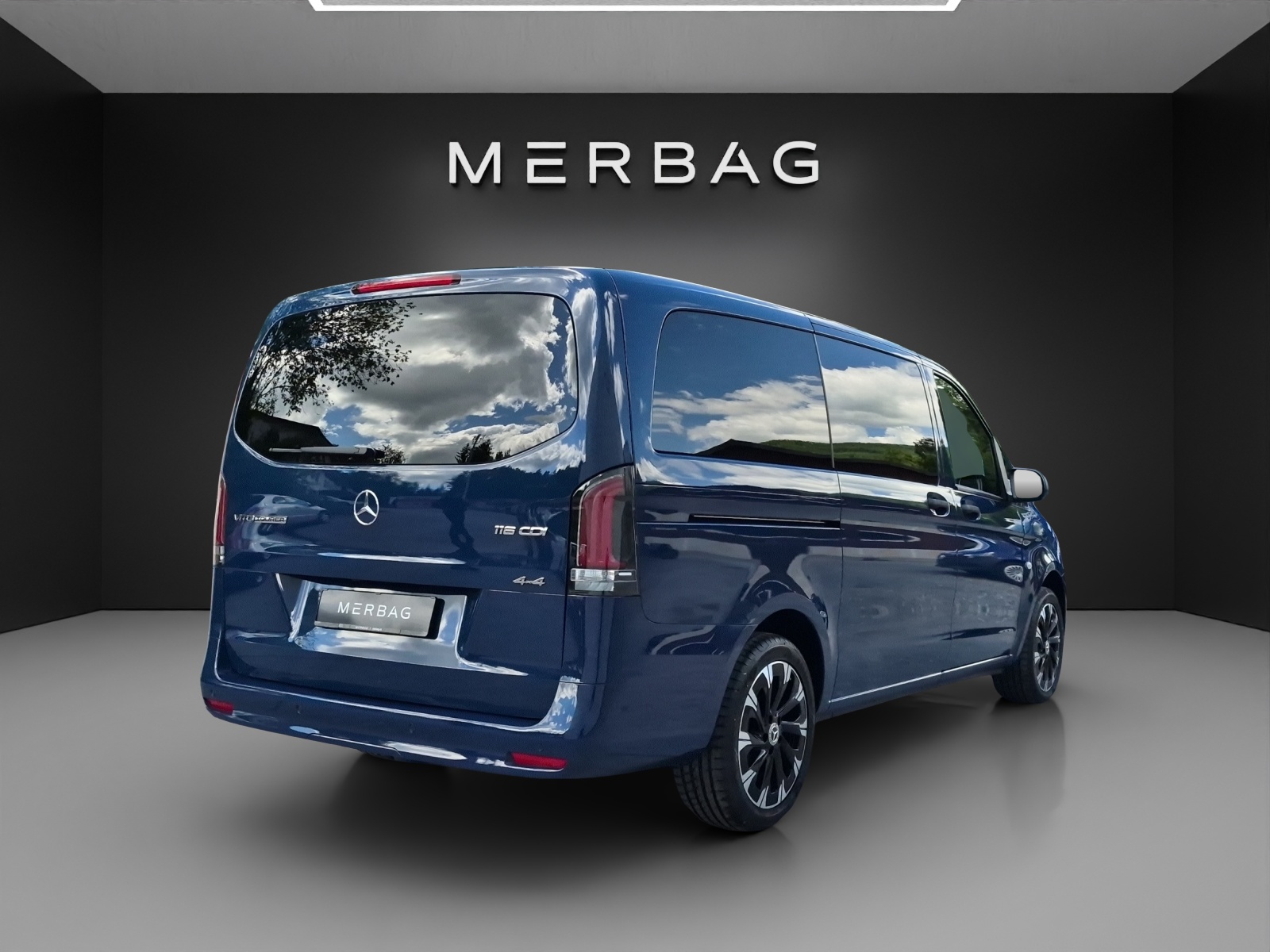 MERCEDES-BENZ Vito 116 CDI Lang Tourer 9G-Tronic 4M Select-image-5